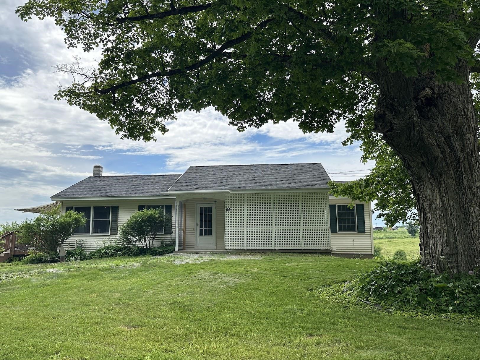 65 Saltis Road Property Photo 3