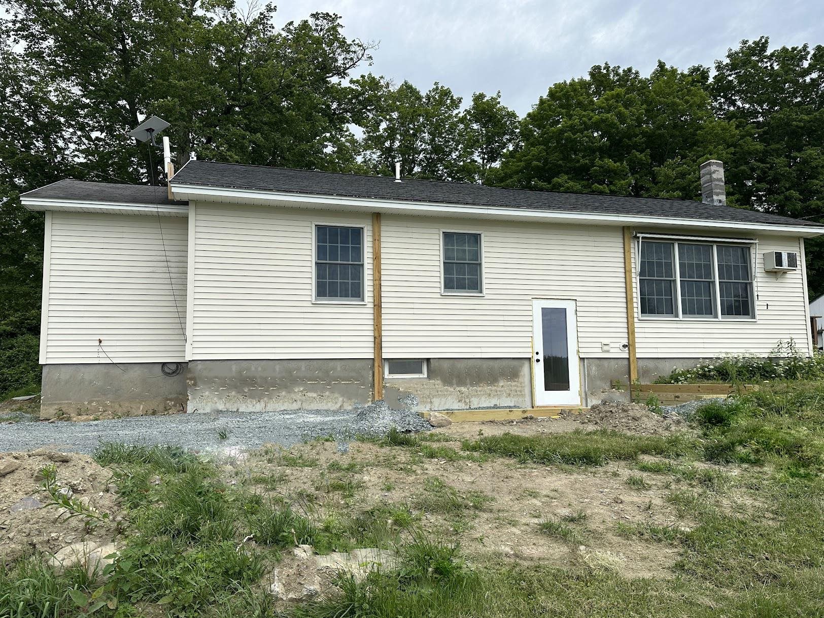 65 Saltis Road Property Photo 5