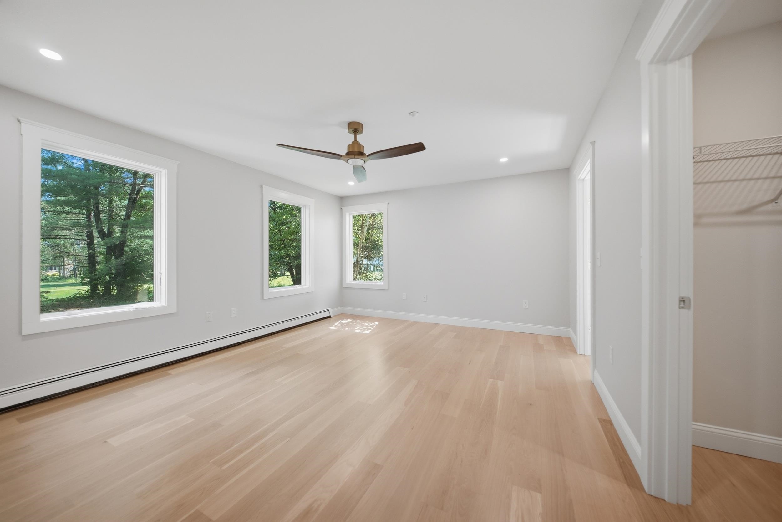 10 Falcon Way Property Photo 14