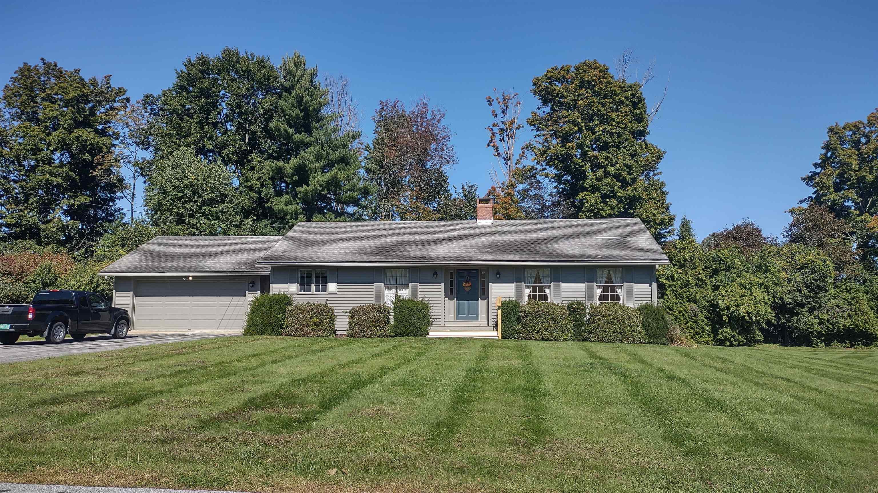 11 Emeritus Street Property Photo 3