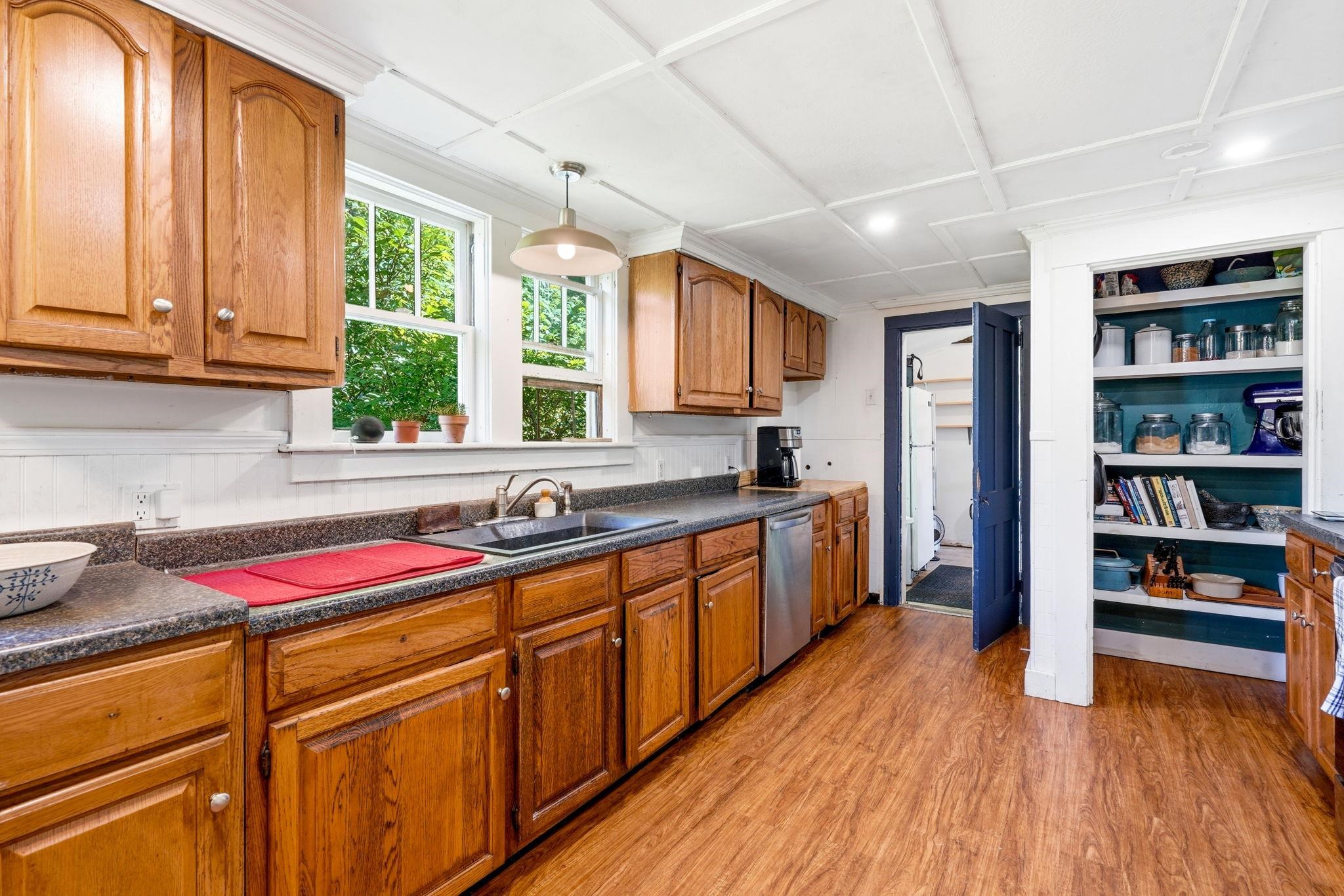 531 Sanborn Road Property Photo 6