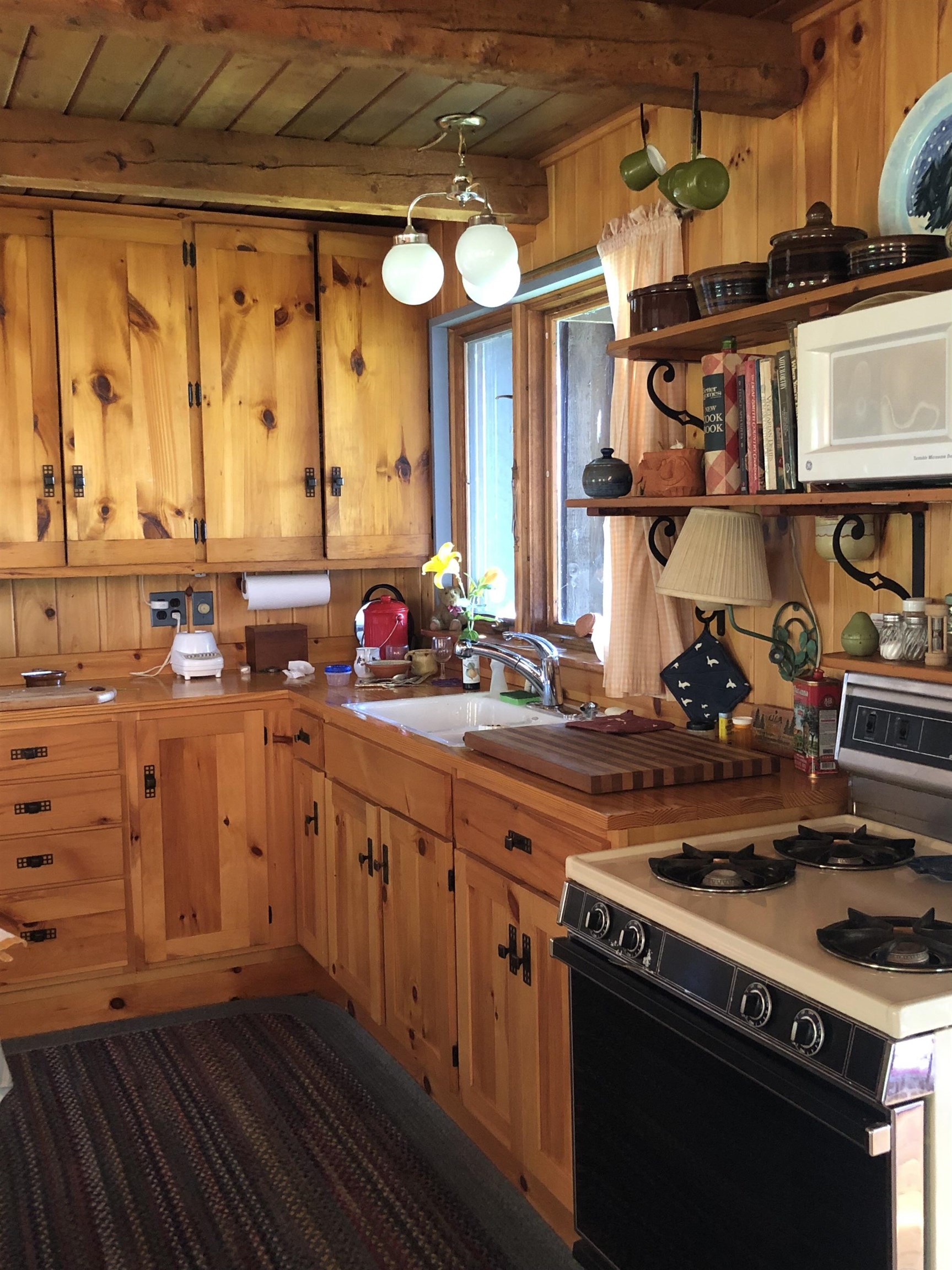 576 Hampshire Hill Road Property Photo 13