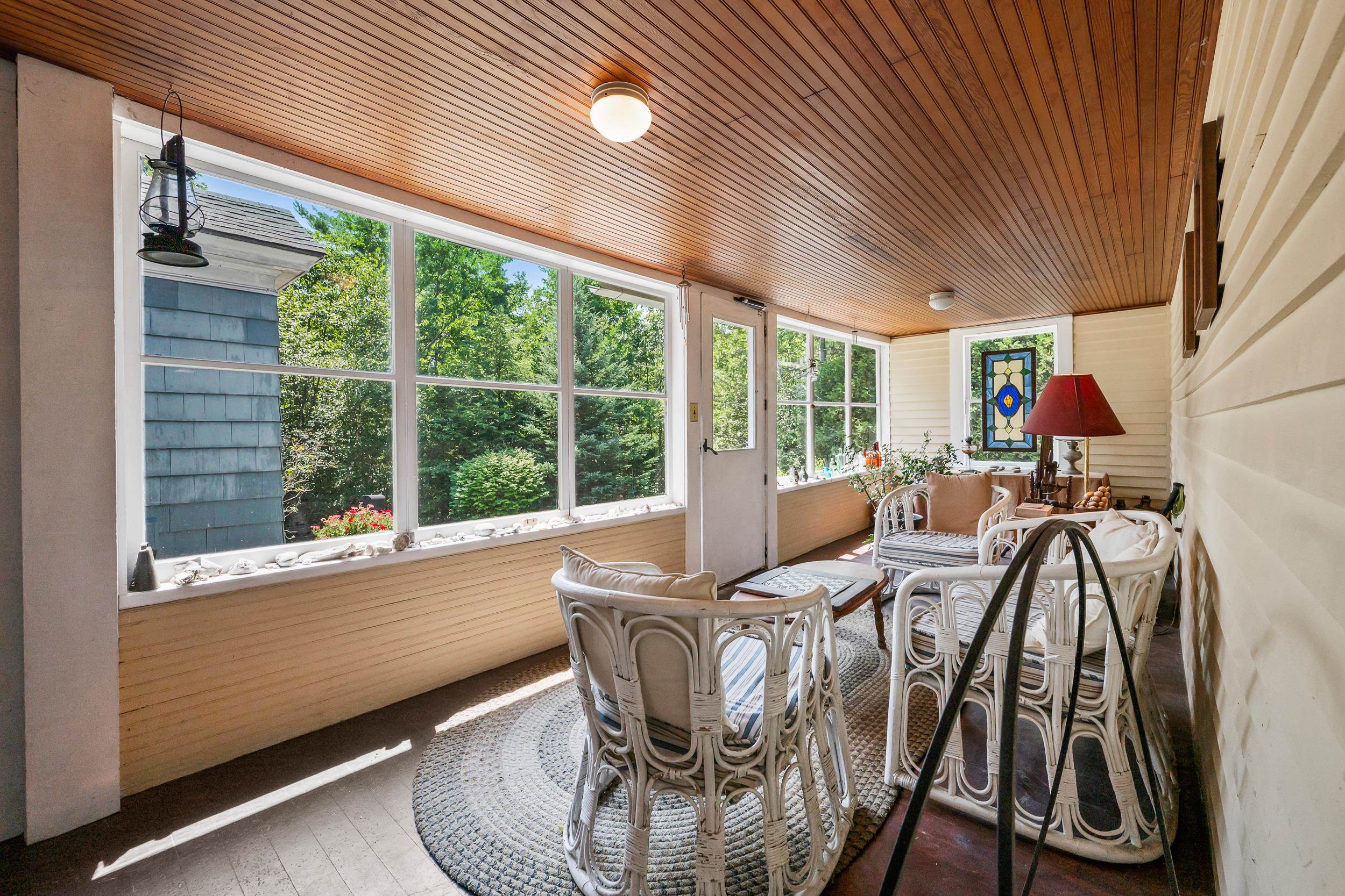 182 Cottage Street Property Photo 3