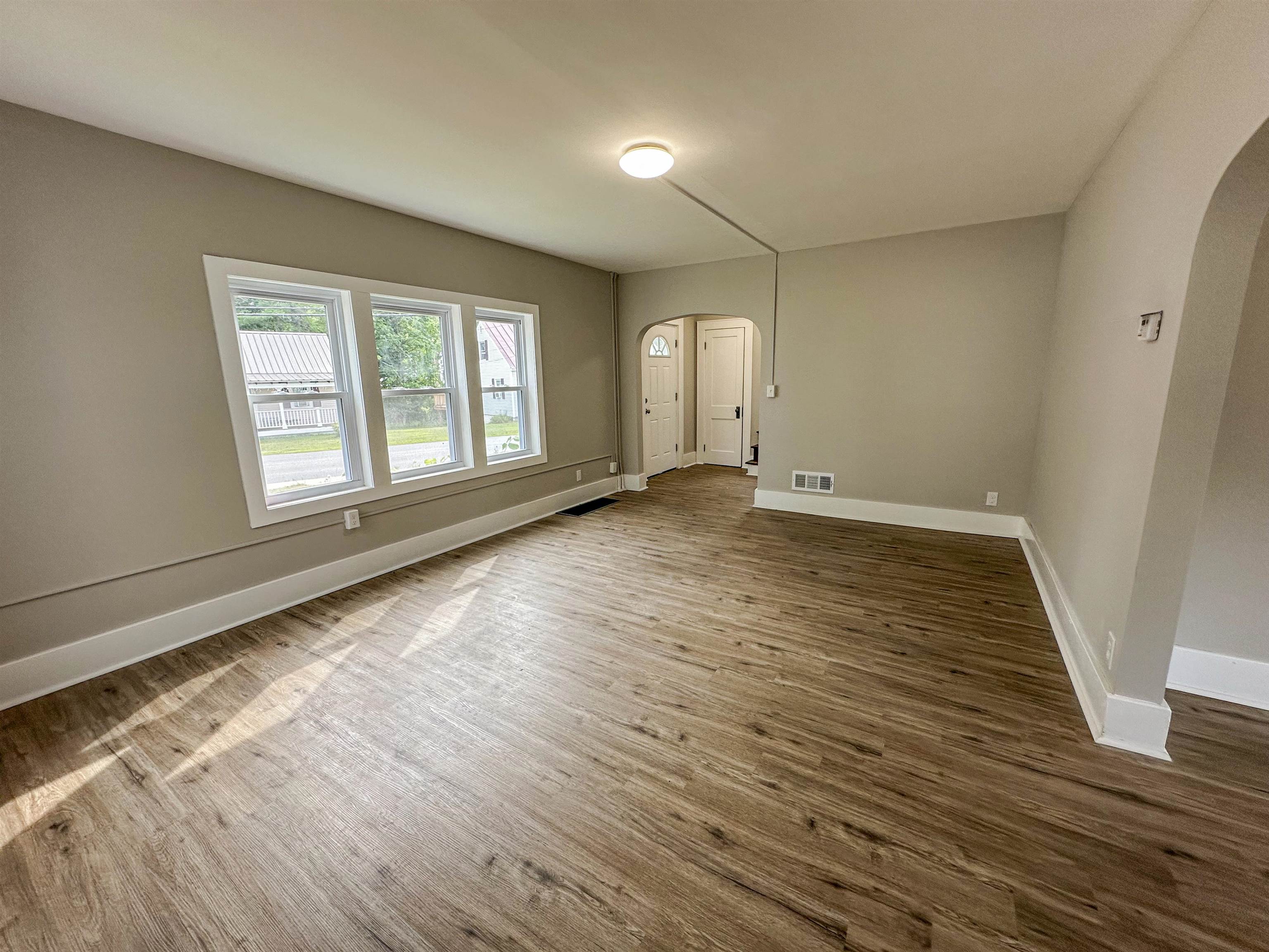 194 Union Street Property Photo 7