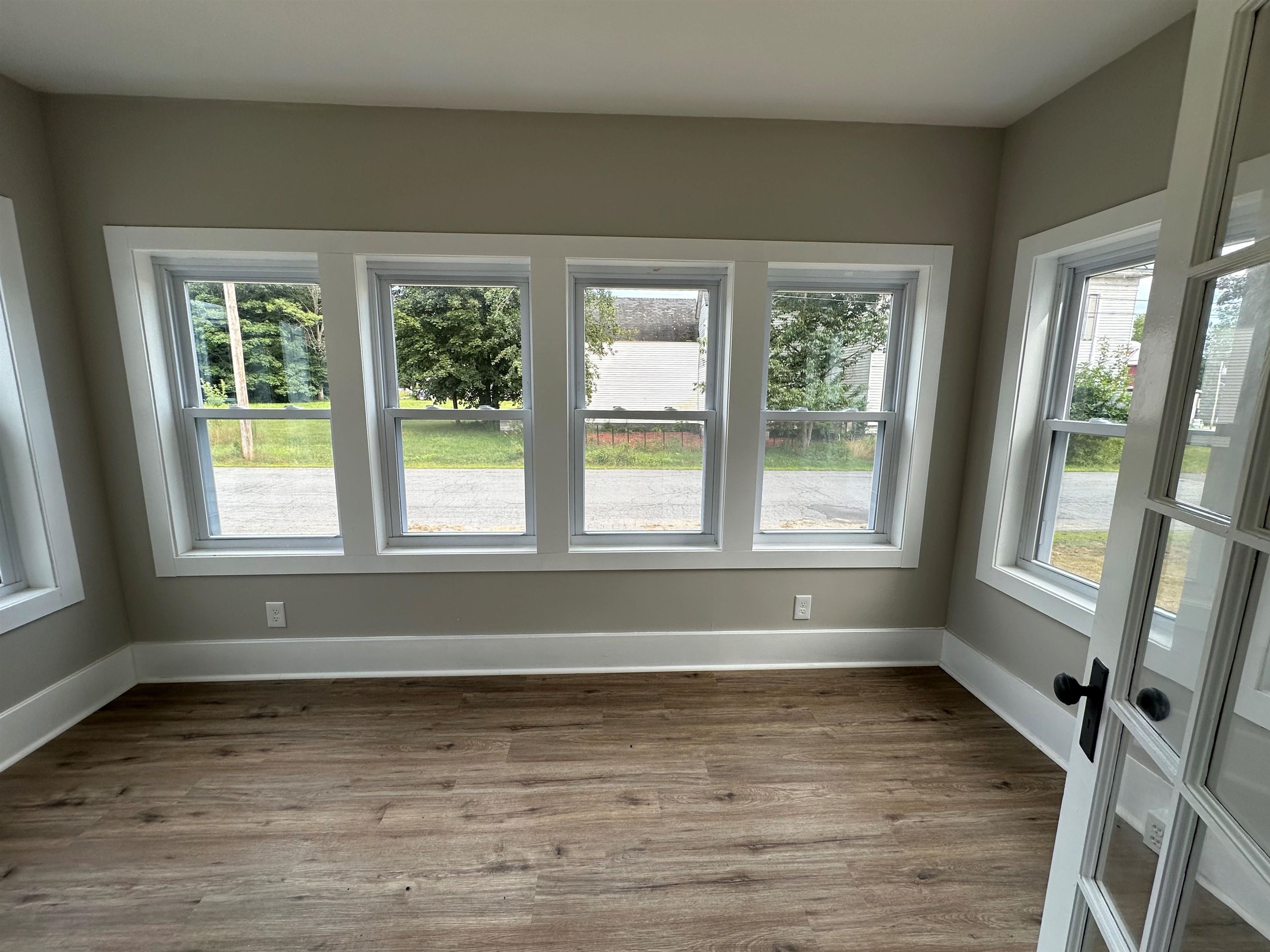 194 Union Street Property Photo 9