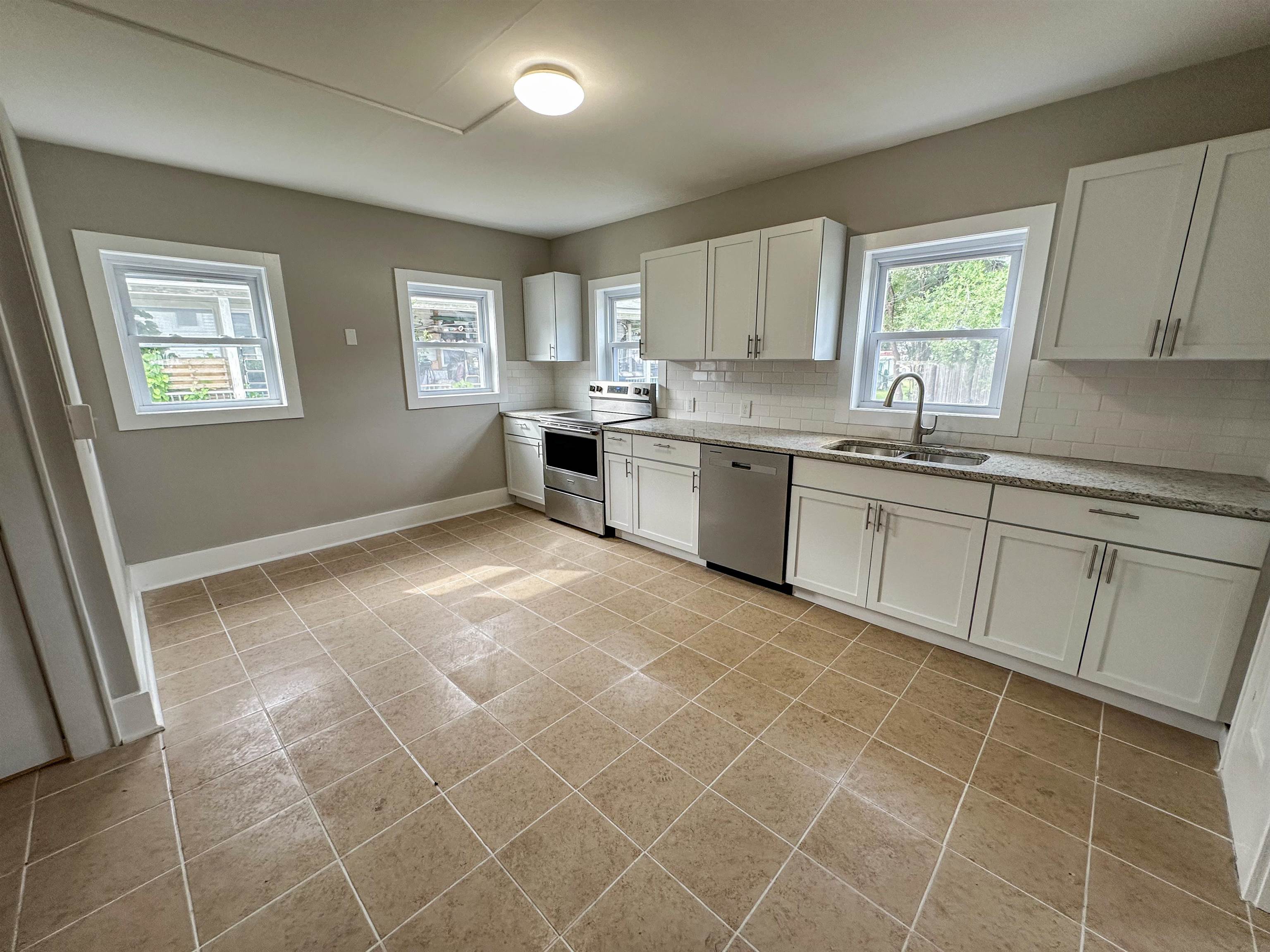 194 Union Street Property Photo 15