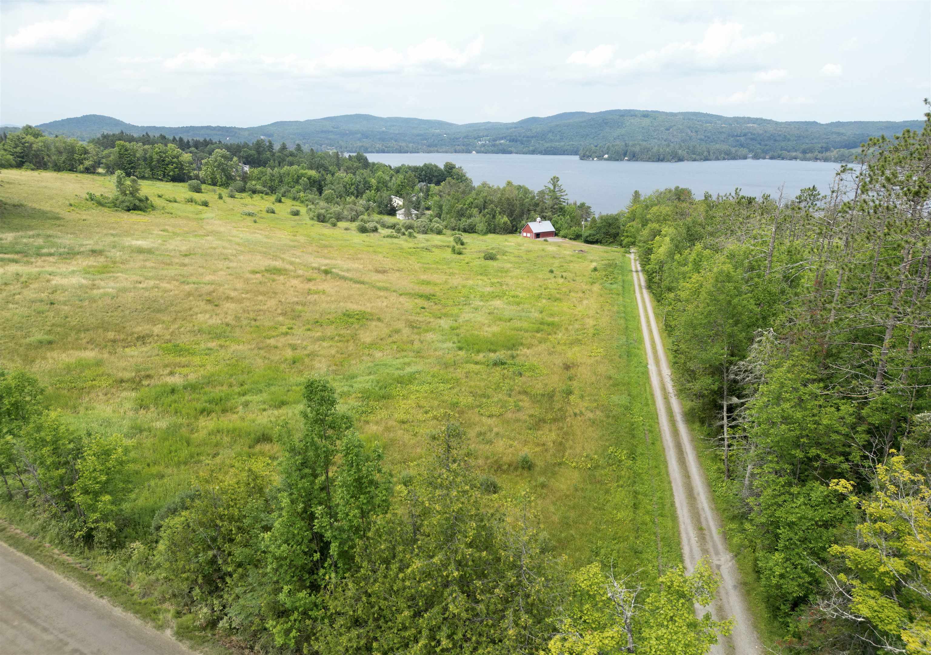 699 Lake Shore Road Property Photo 3