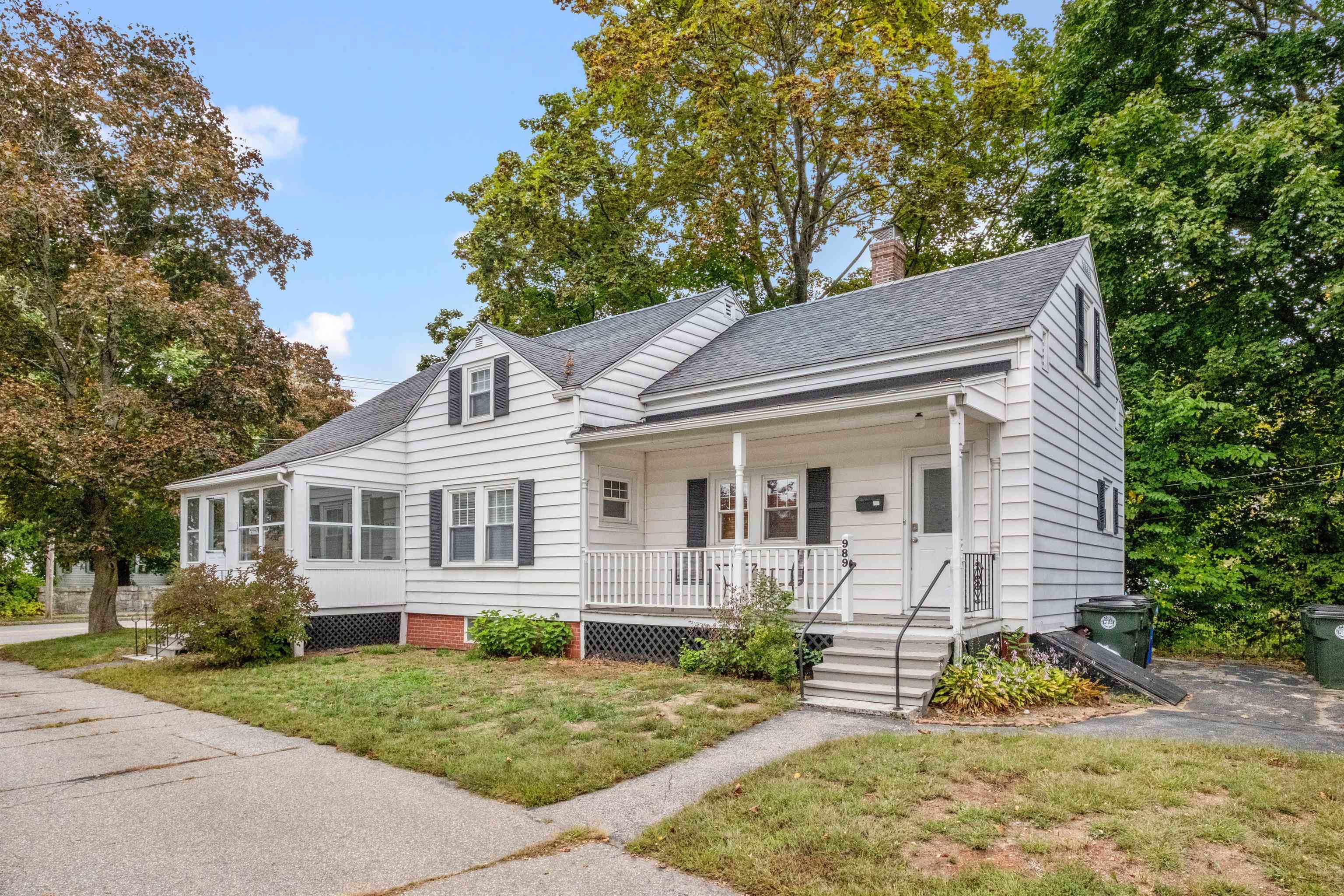 989 Union Street Property Photo 12