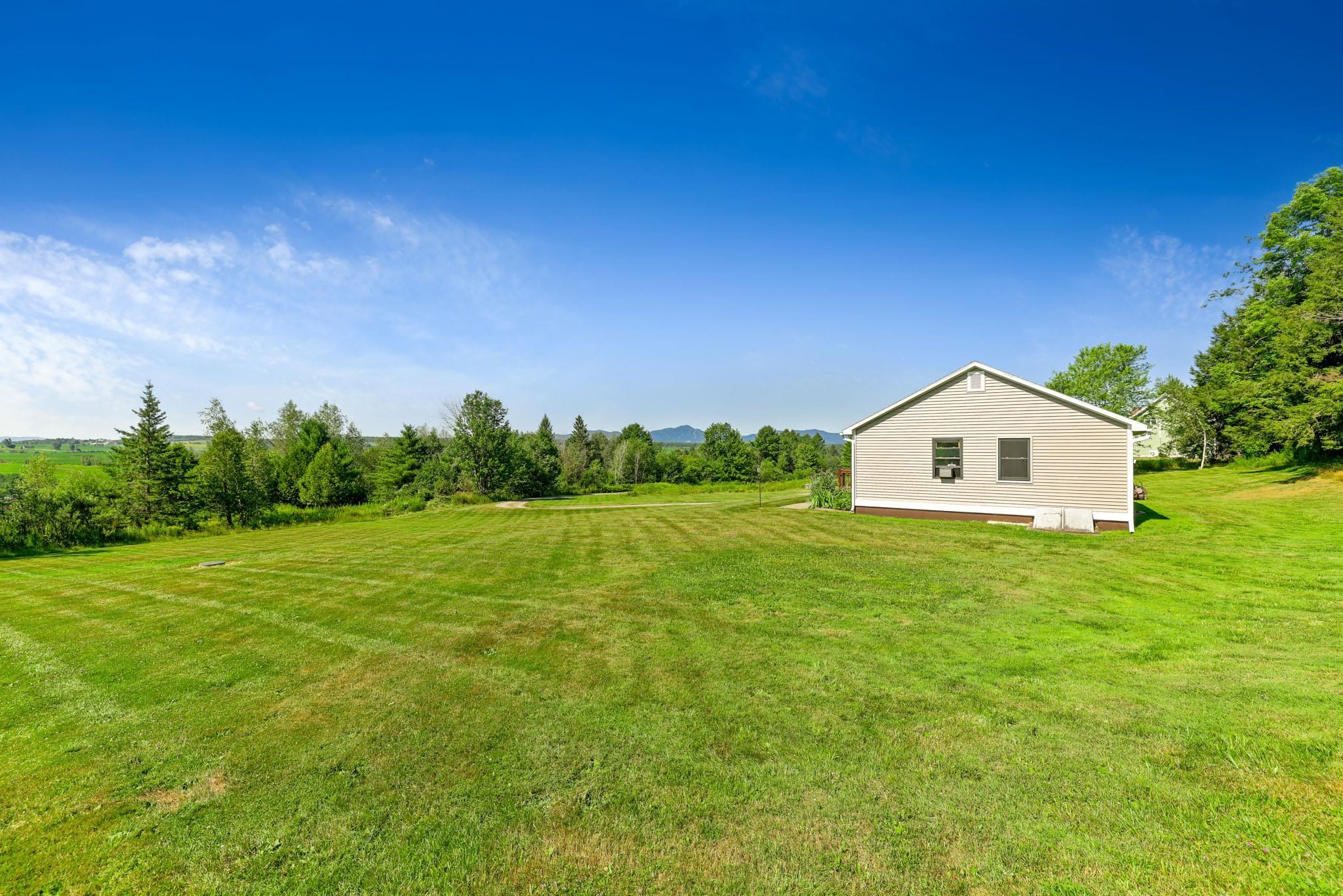 338 Perrault Drive Property Photo 40