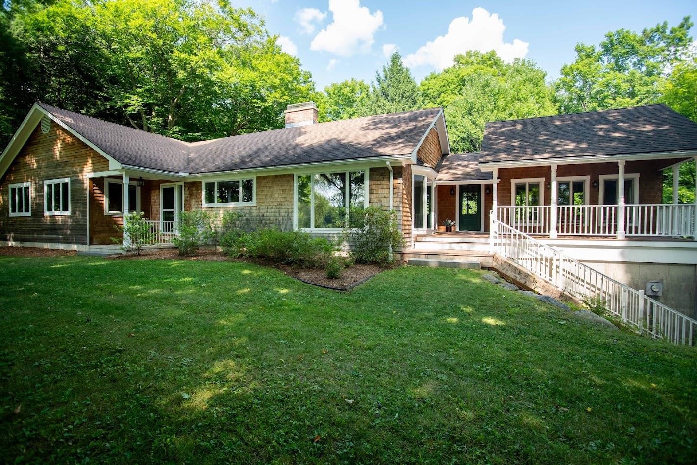 8 Douglas Road Property Photo 1