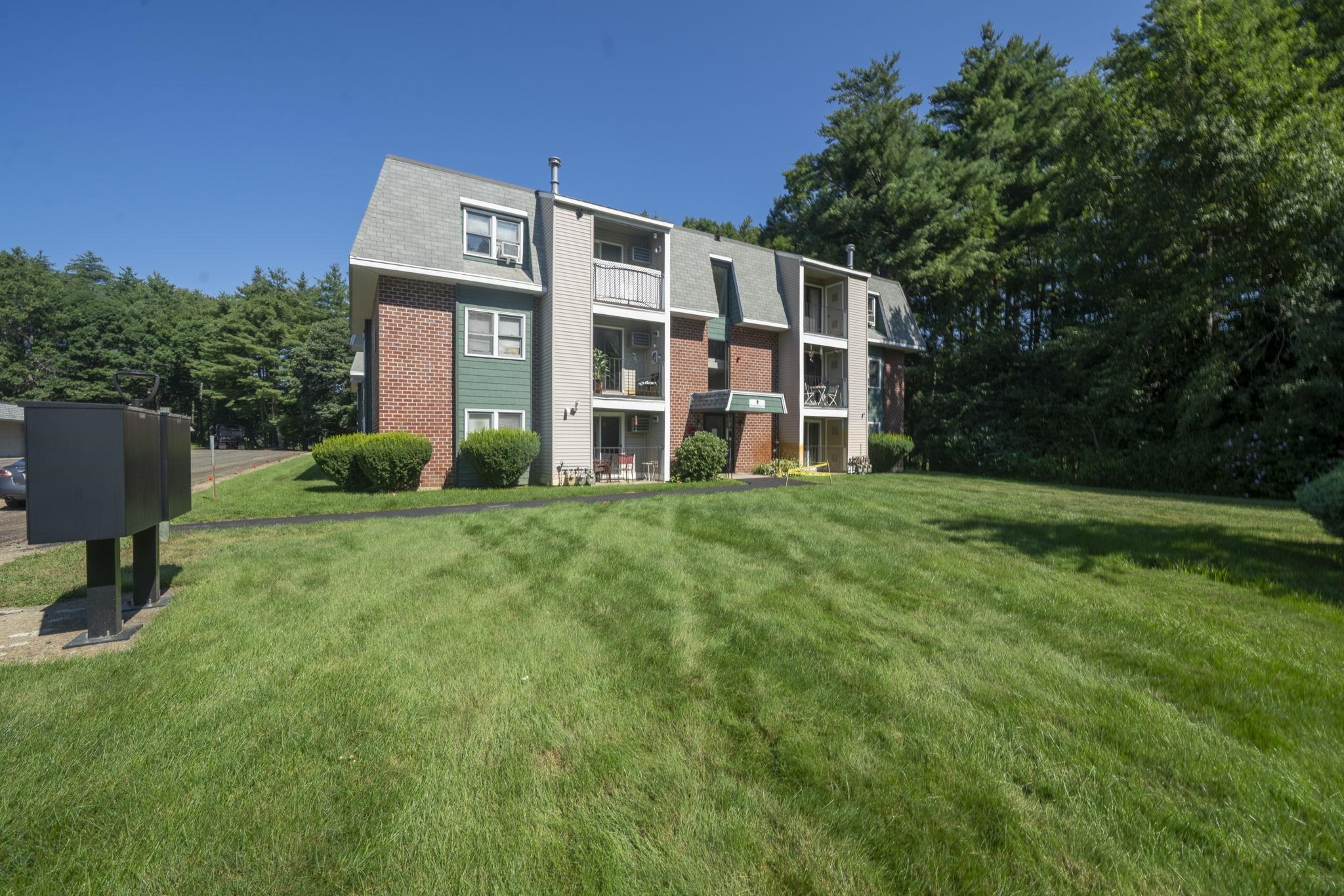 5 Knights Bridge Drive Property Photo 1
