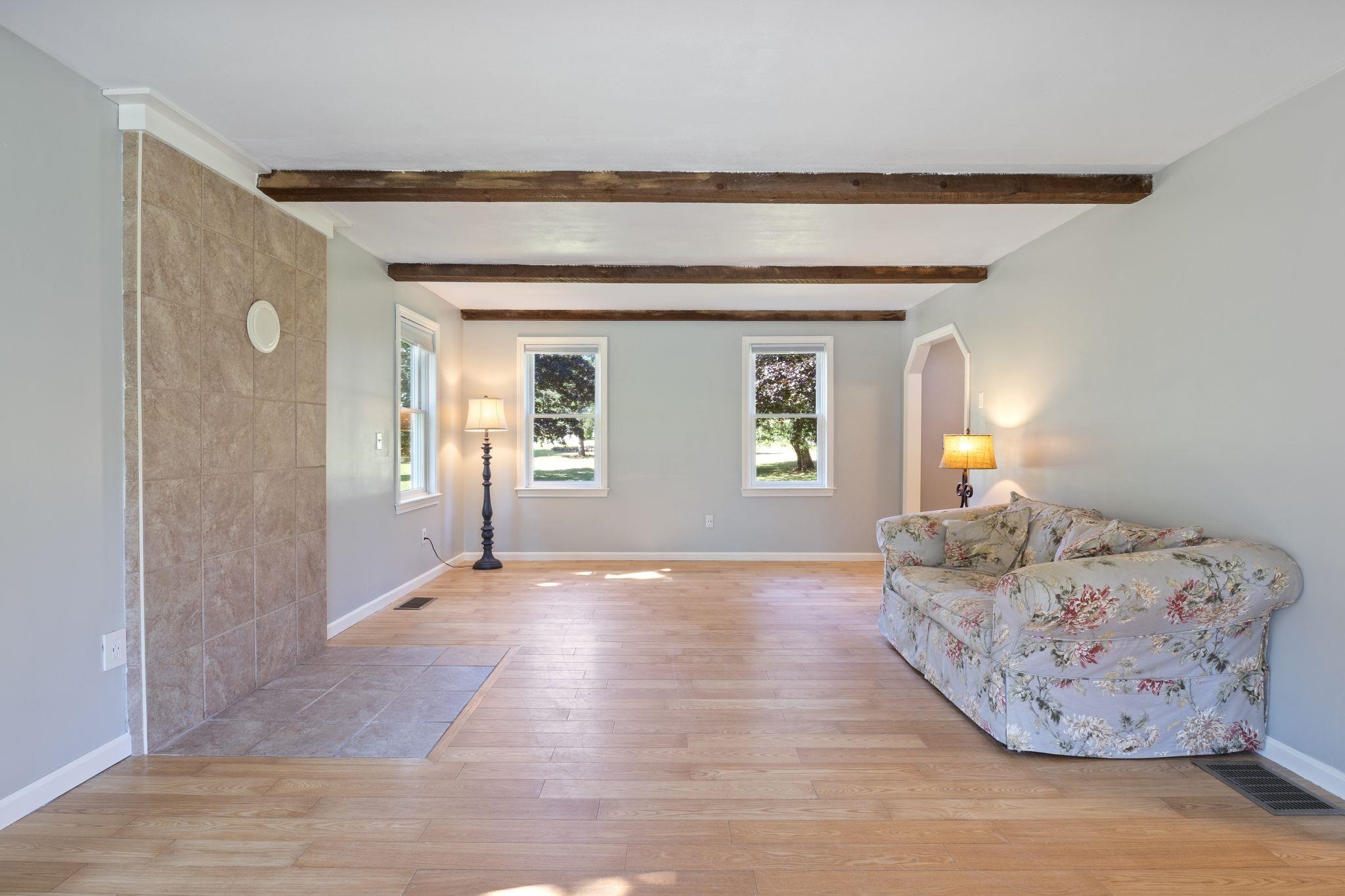 131 1/2 Littleworth Road Property Photo 22