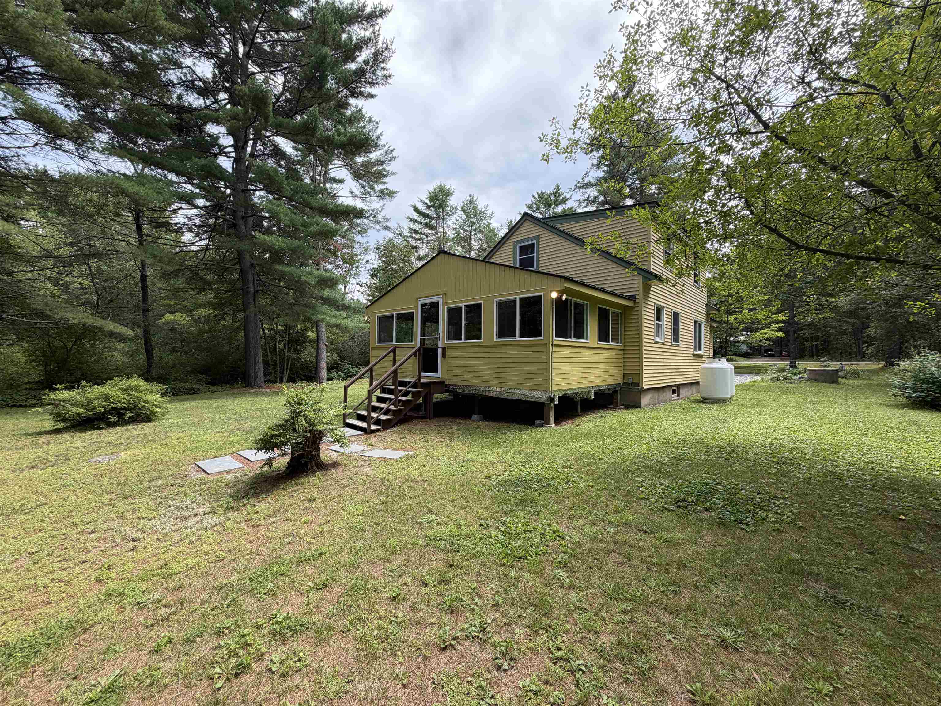 258 Maple Street Property Photo 5