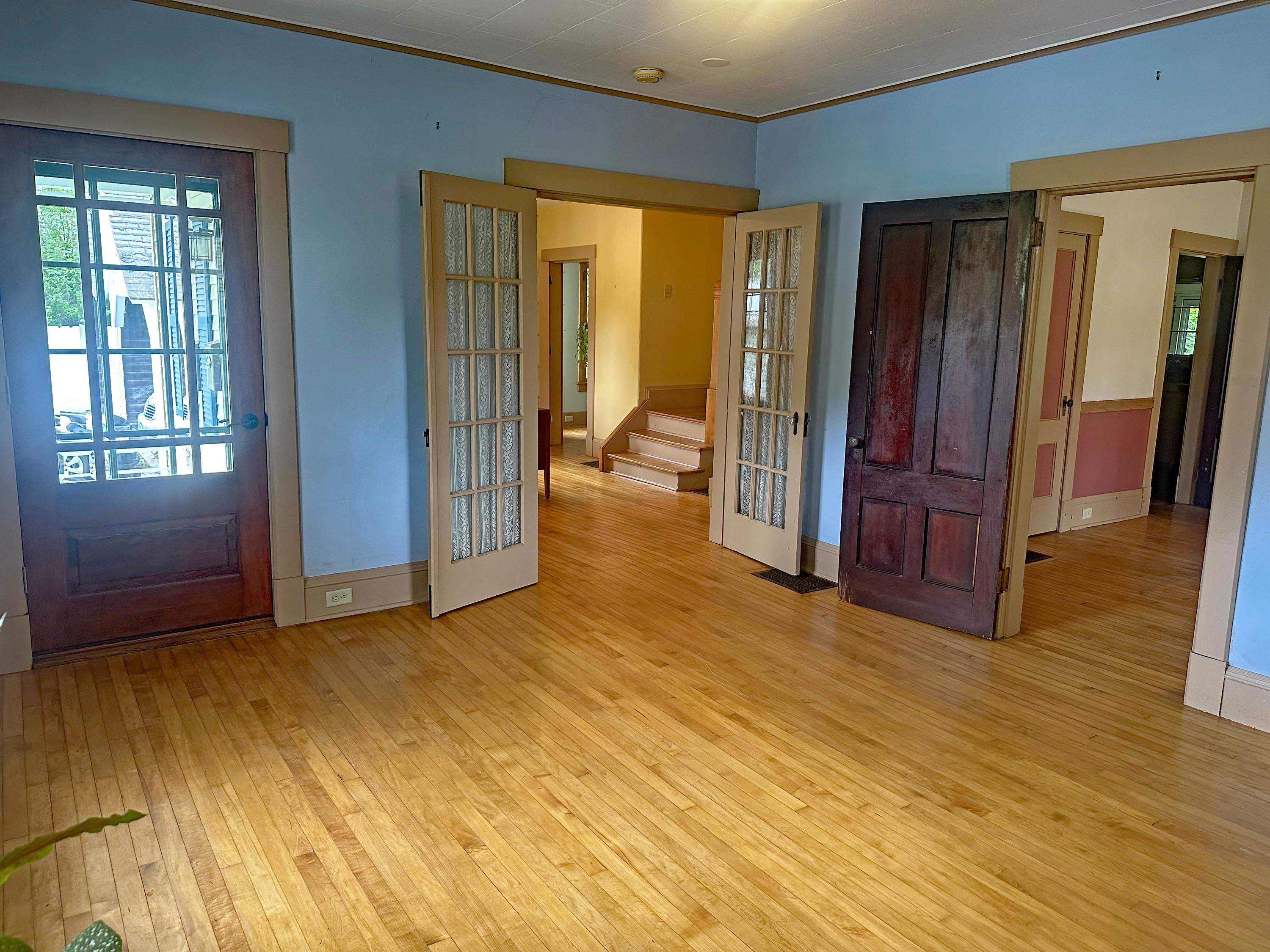 110 Western Avenue Property Photo 9