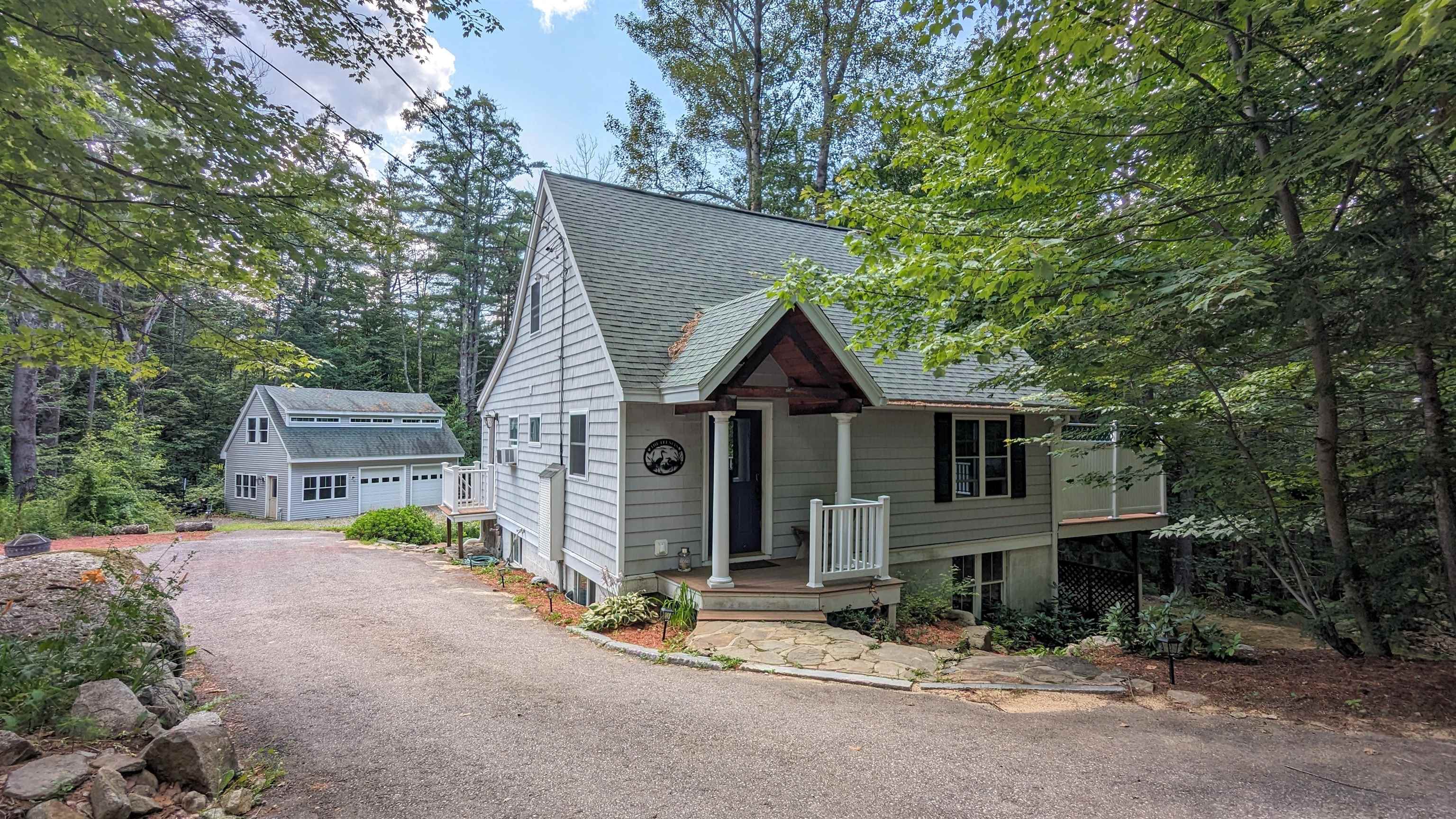 52 Crestview Drive Property Photo 1