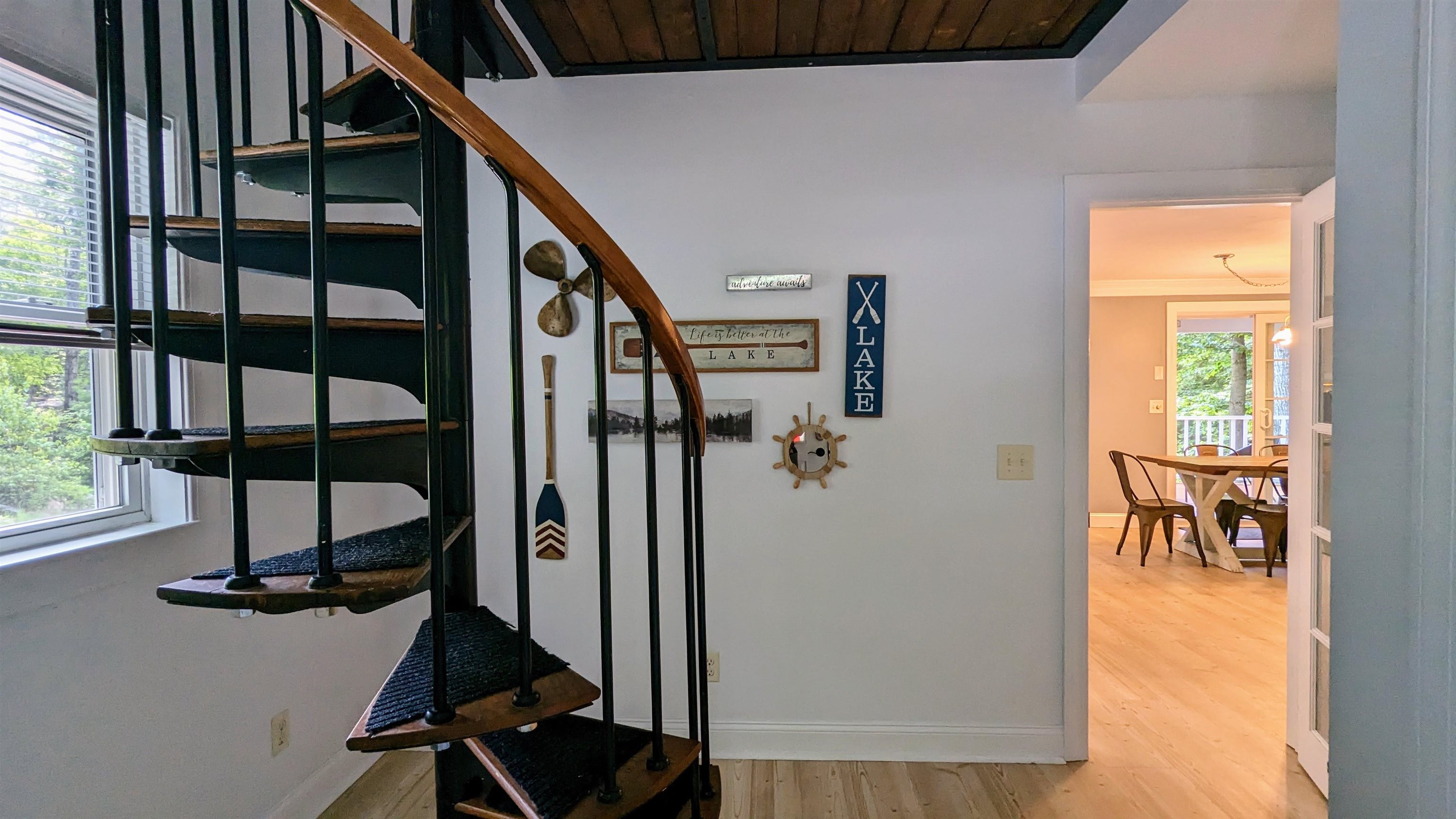52 Crestview Drive Property Photo 3