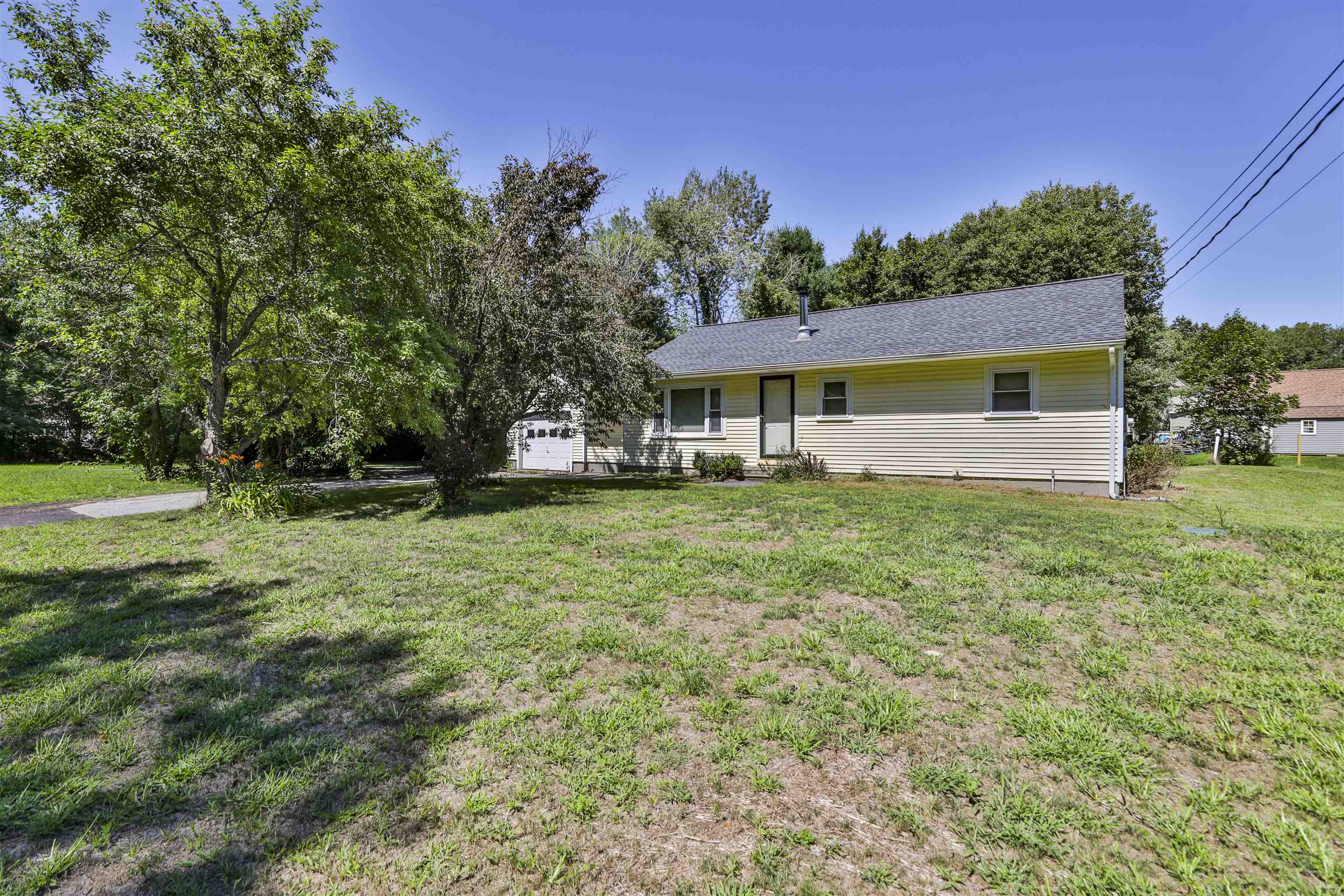 65 Cemetery Street Property Photo 2