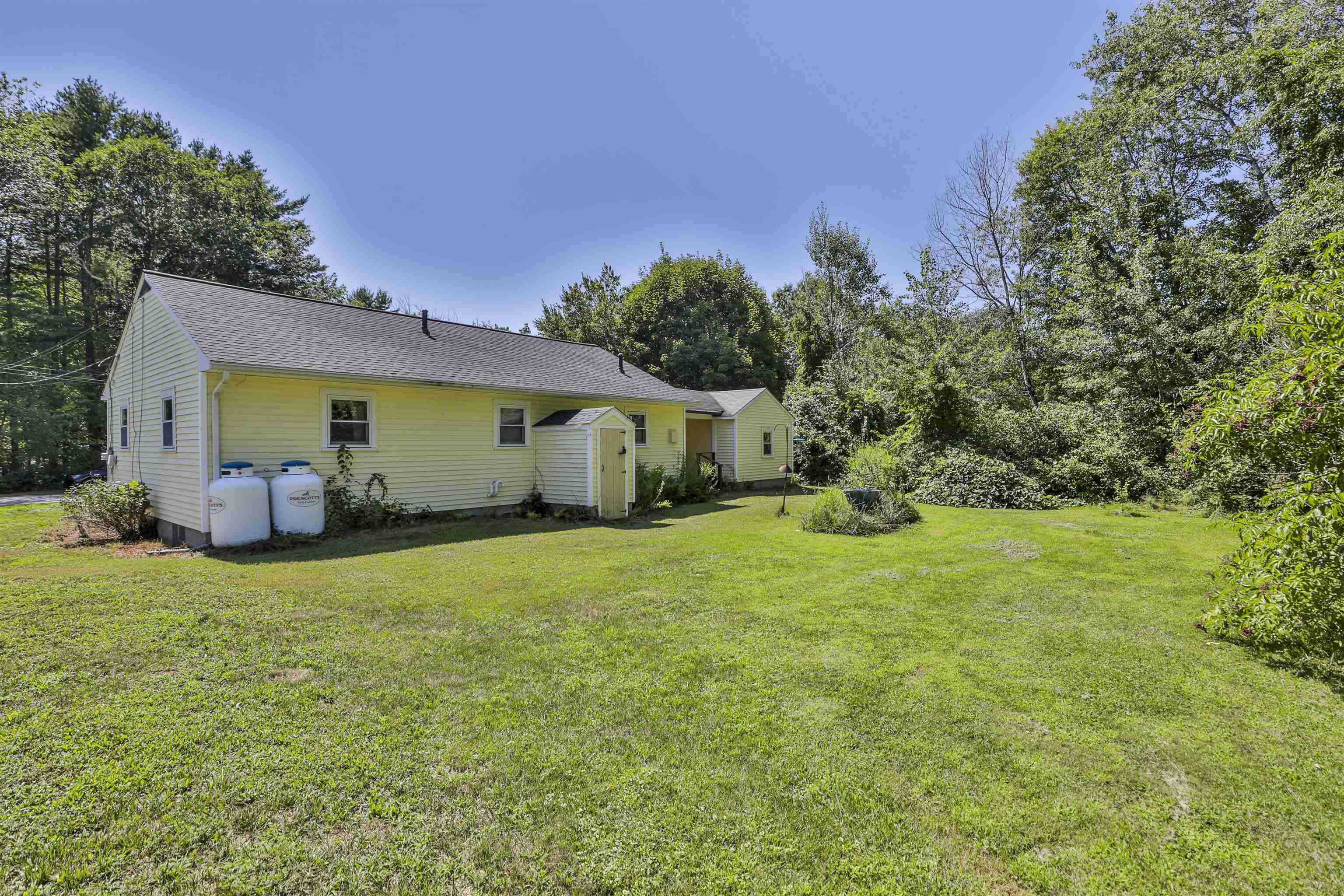 65 Cemetery Street Property Photo 6