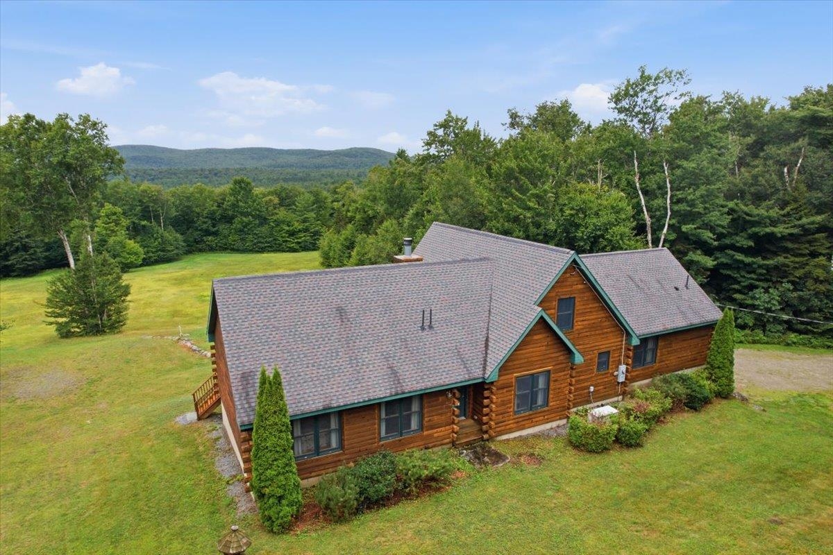 2148 Abbott Road Property Photo 5