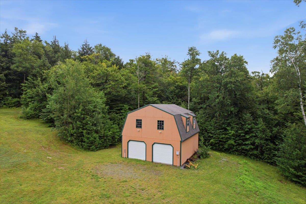 2148 Abbott Road Property Photo 8