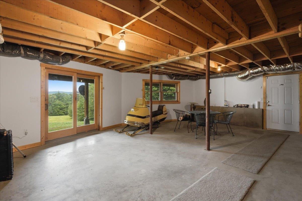 2148 Abbott Road Property Photo 31