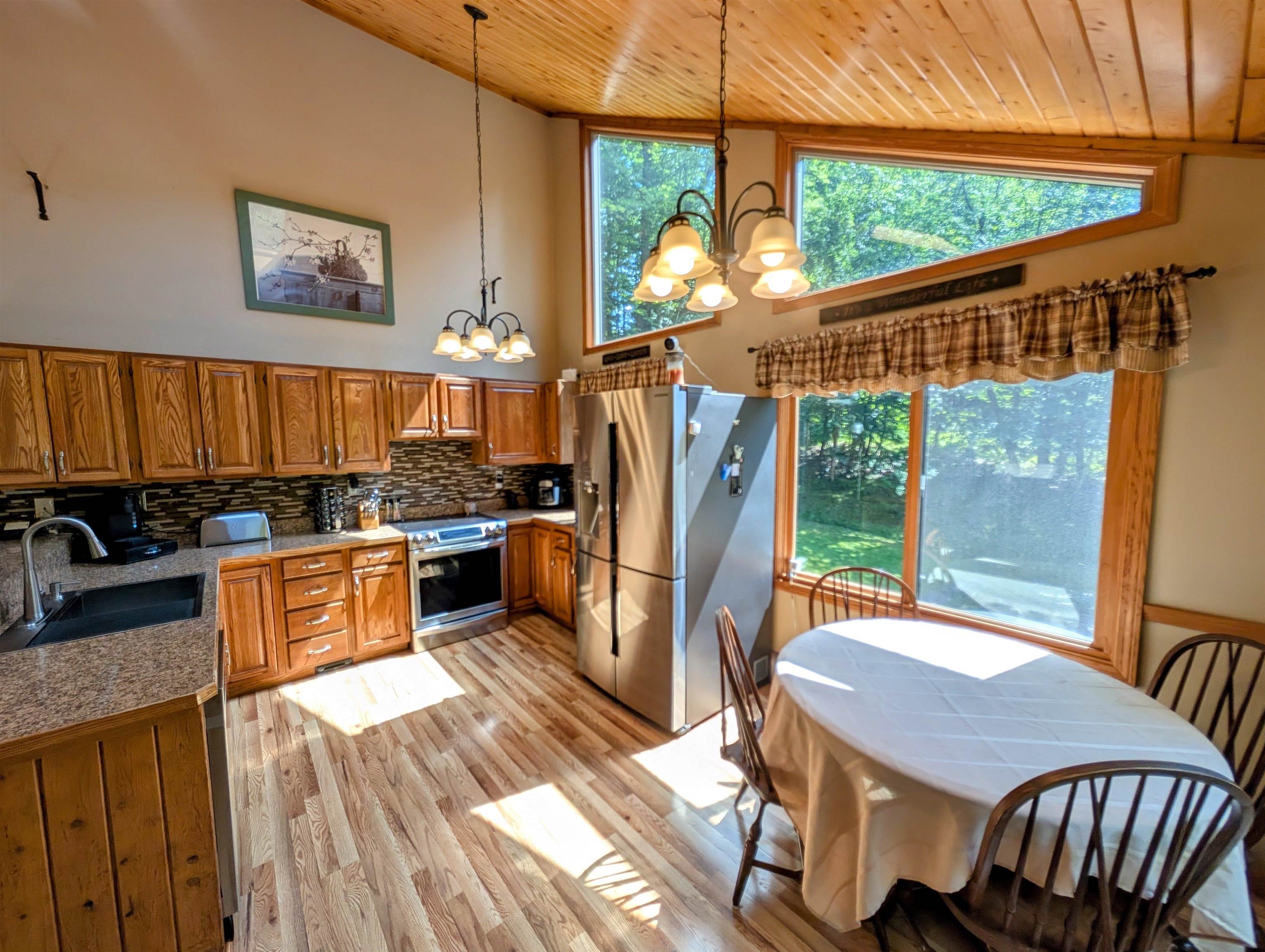 63 Kinsman Road Property Photo 13