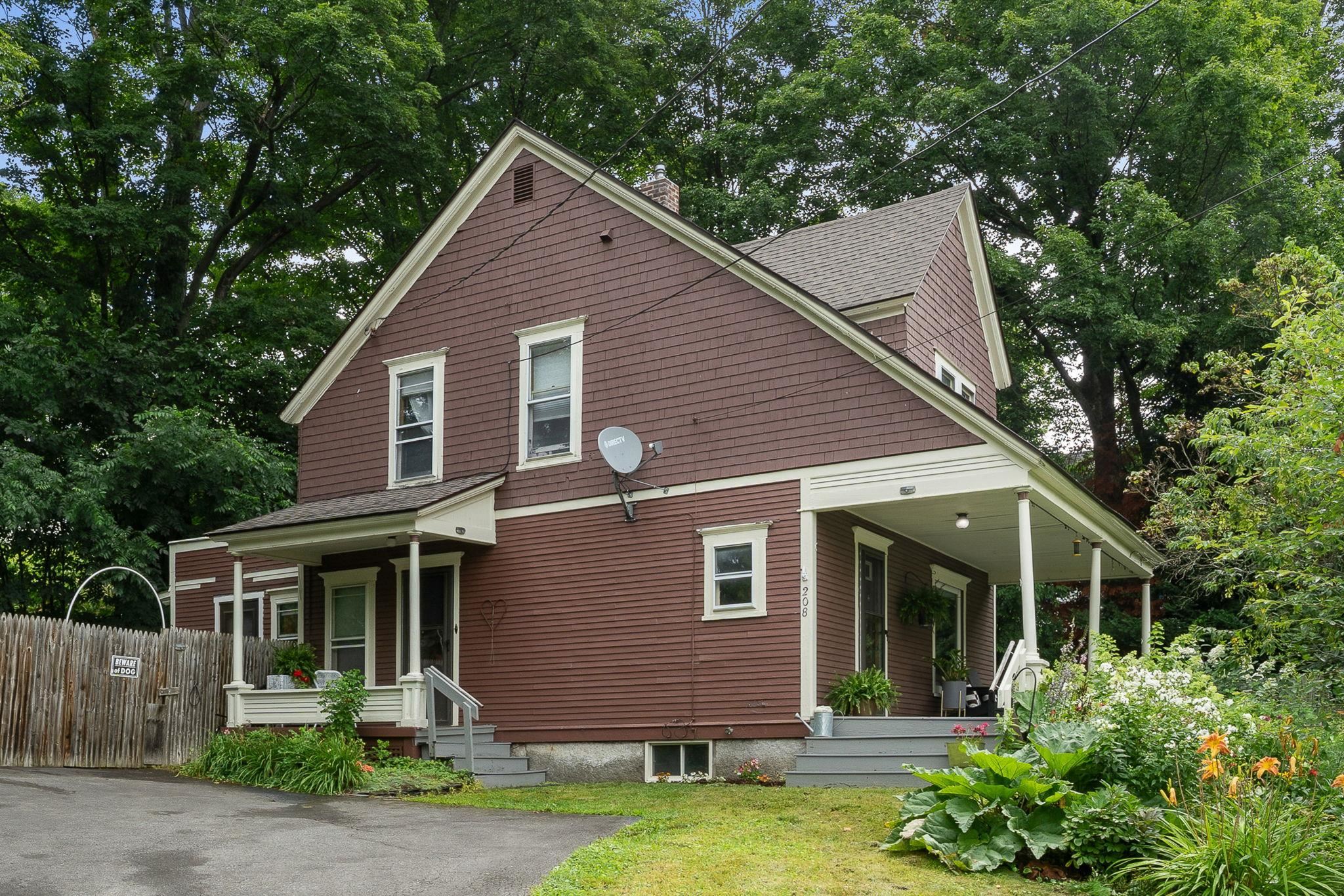 208 Elm Street Property Photo 2