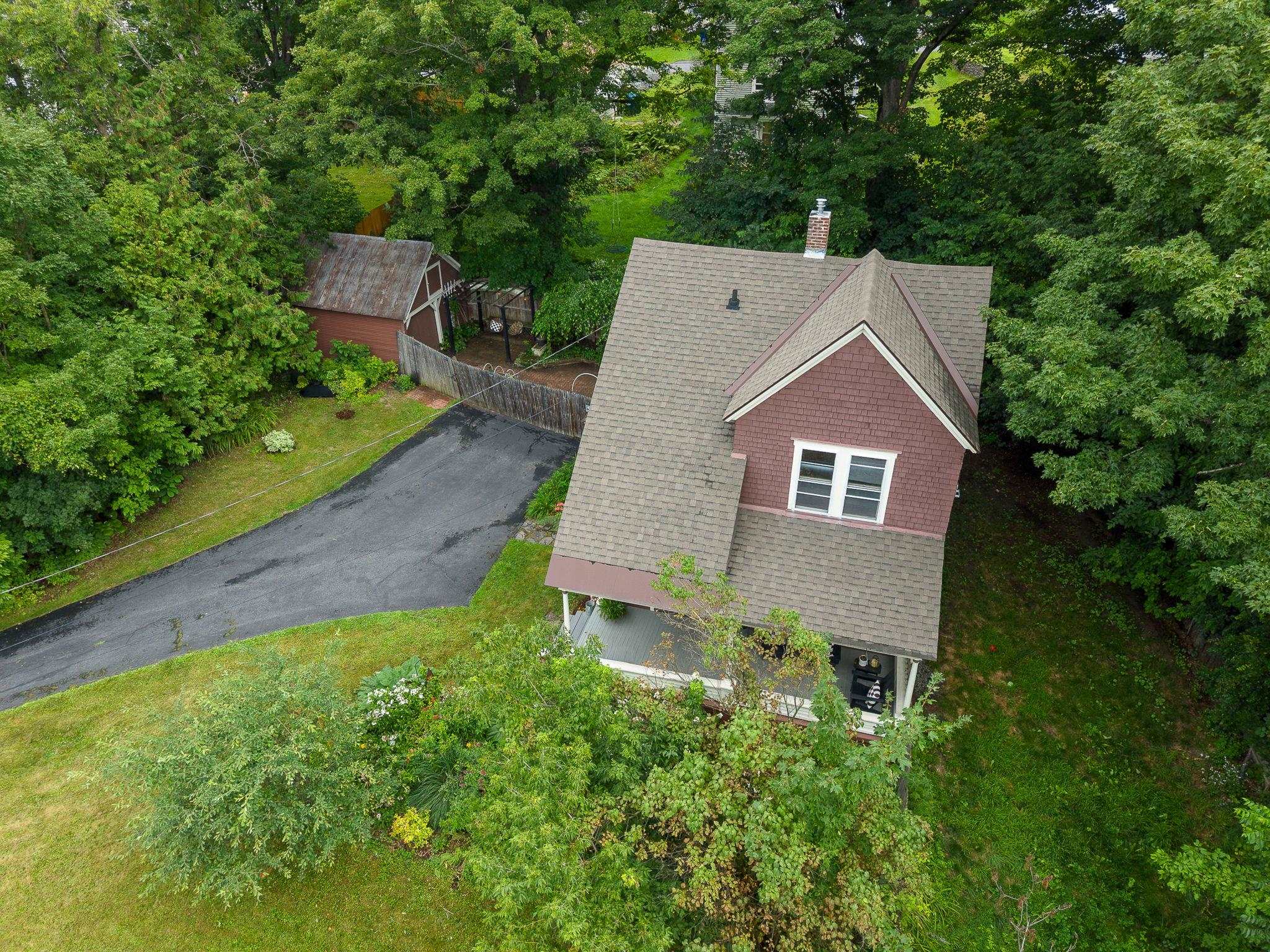 208 Elm Street Property Photo 7