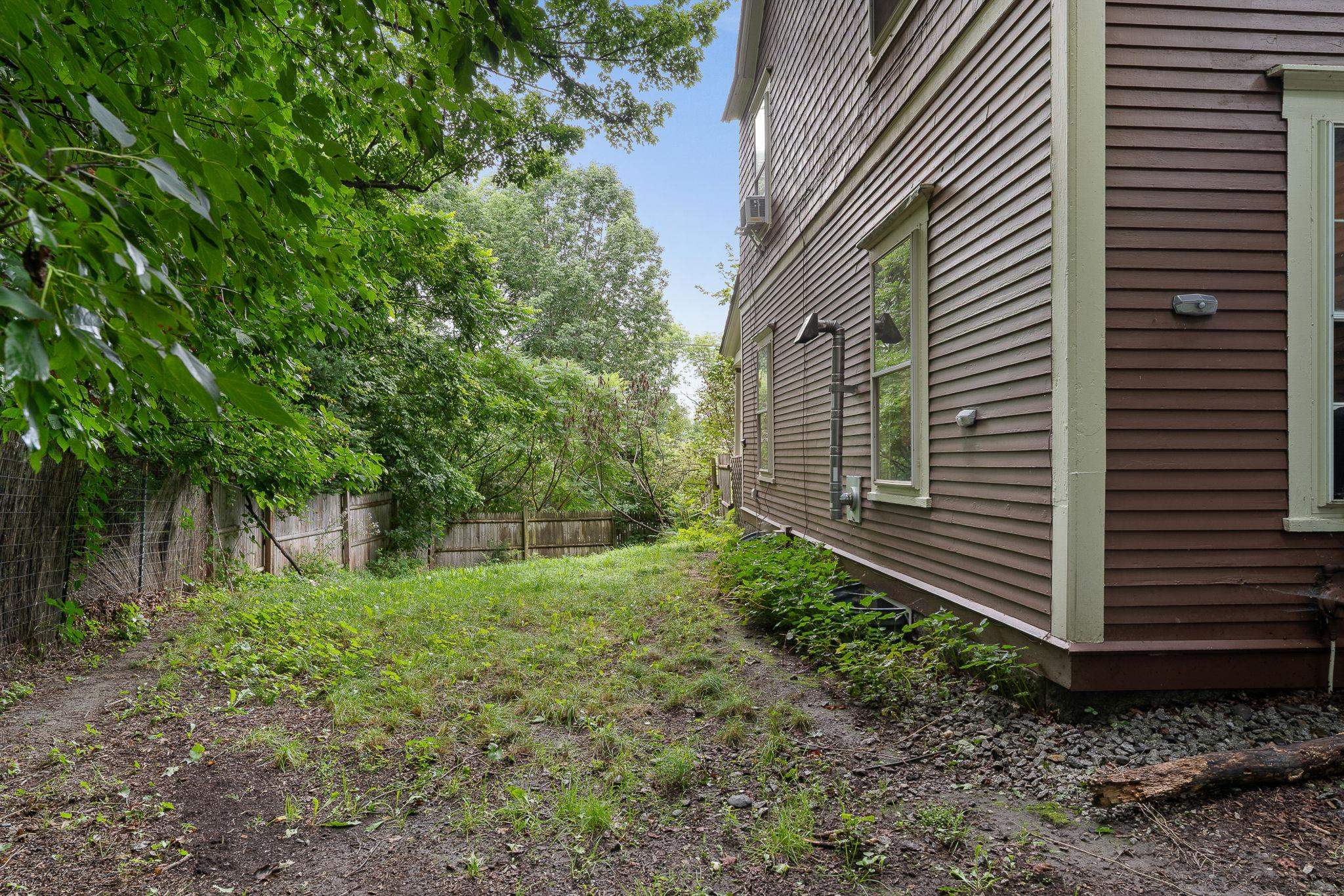 208 Elm Street Property Photo 39