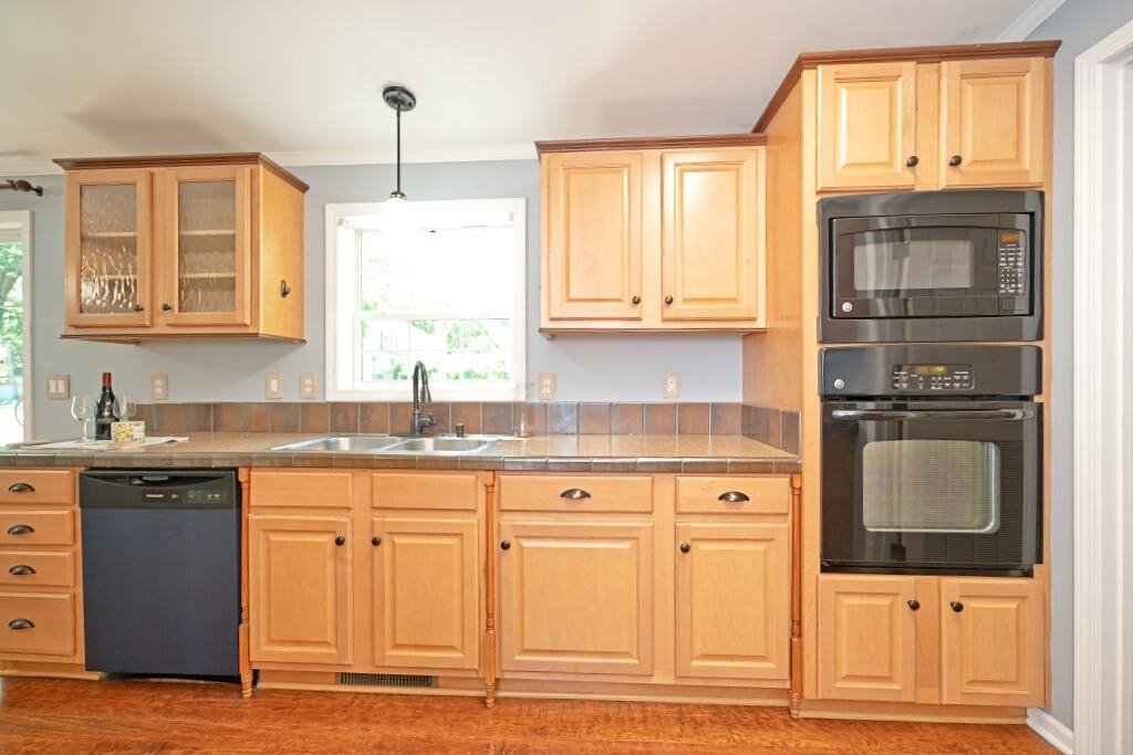 90 Alison Drive Property Photo 5