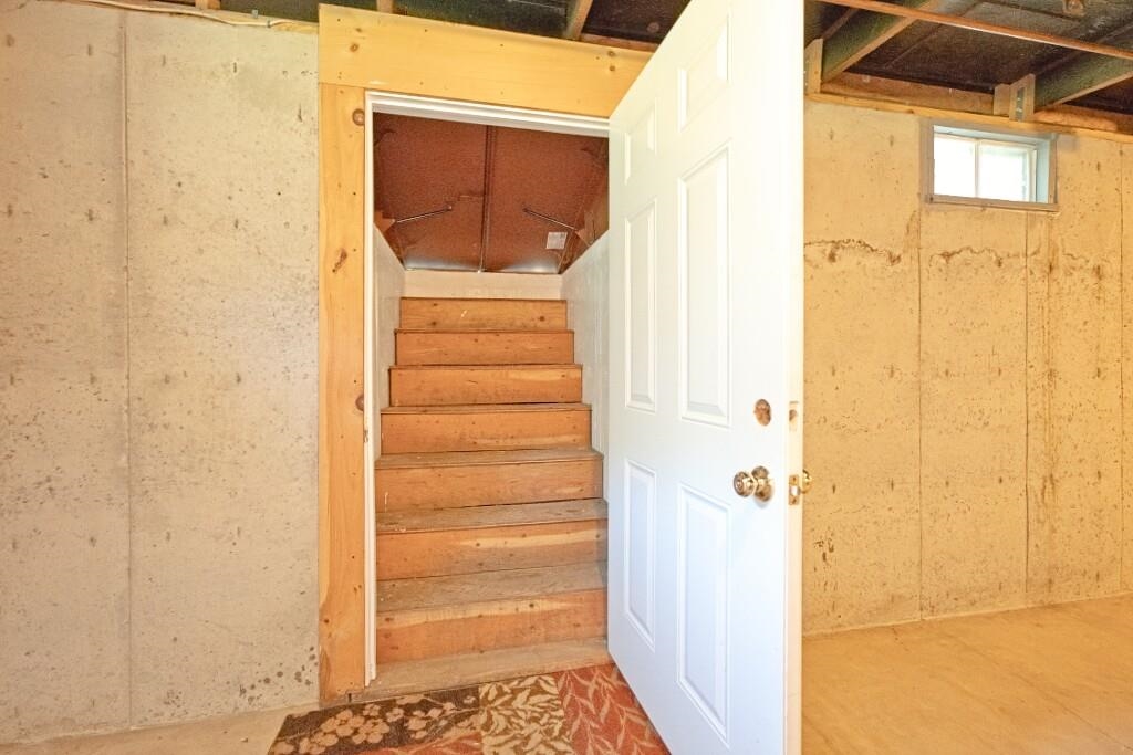 90 Alison Drive Property Photo 41
