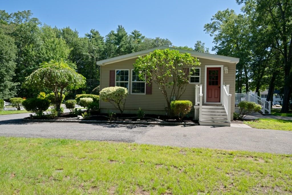 90 Alison Drive Property Photo 46