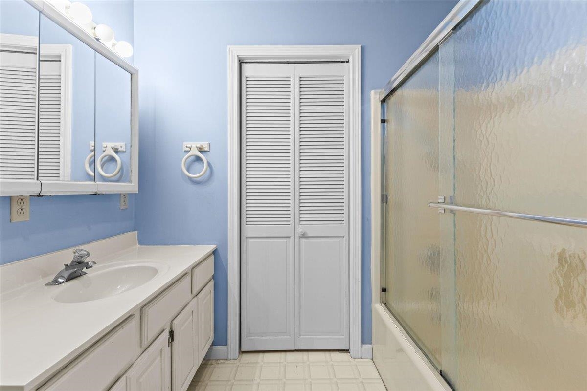 74 Reynolds Road Property Photo 50