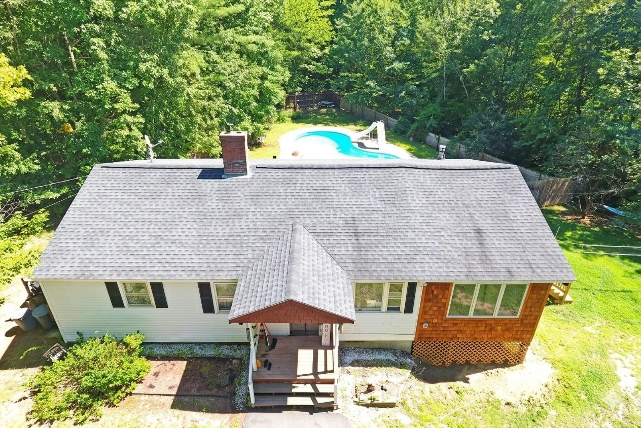 2 Welcome Avenue Property Photo 1