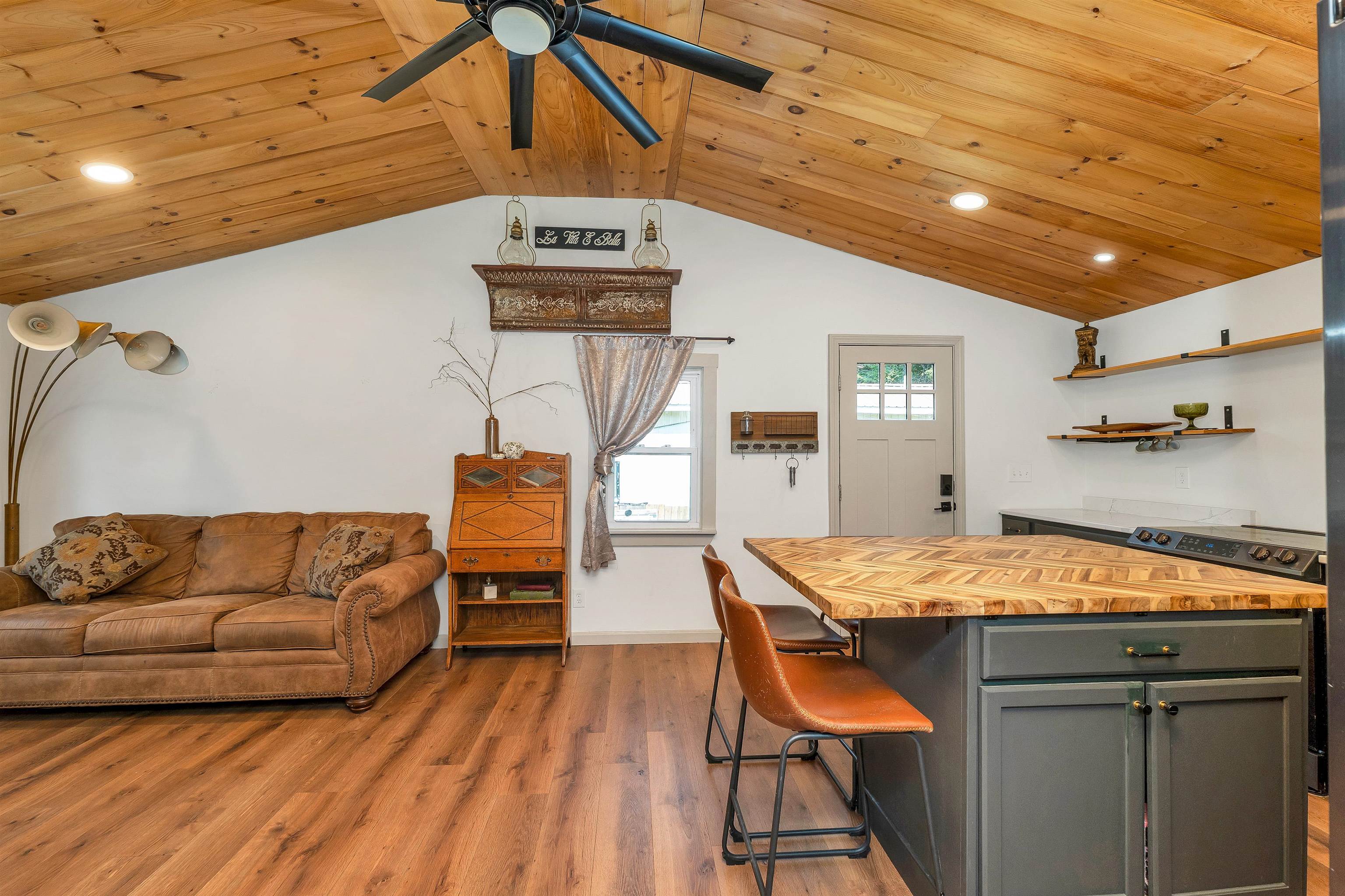 28 Mount Vernon Street Property Photo 1