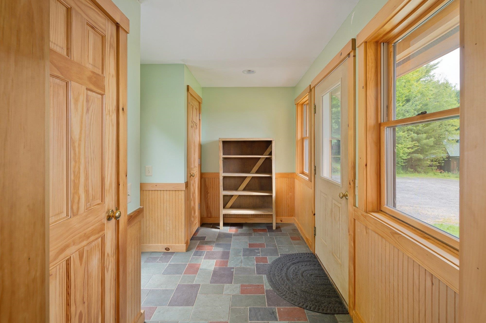 3220 Stagecoach Road Property Photo 9