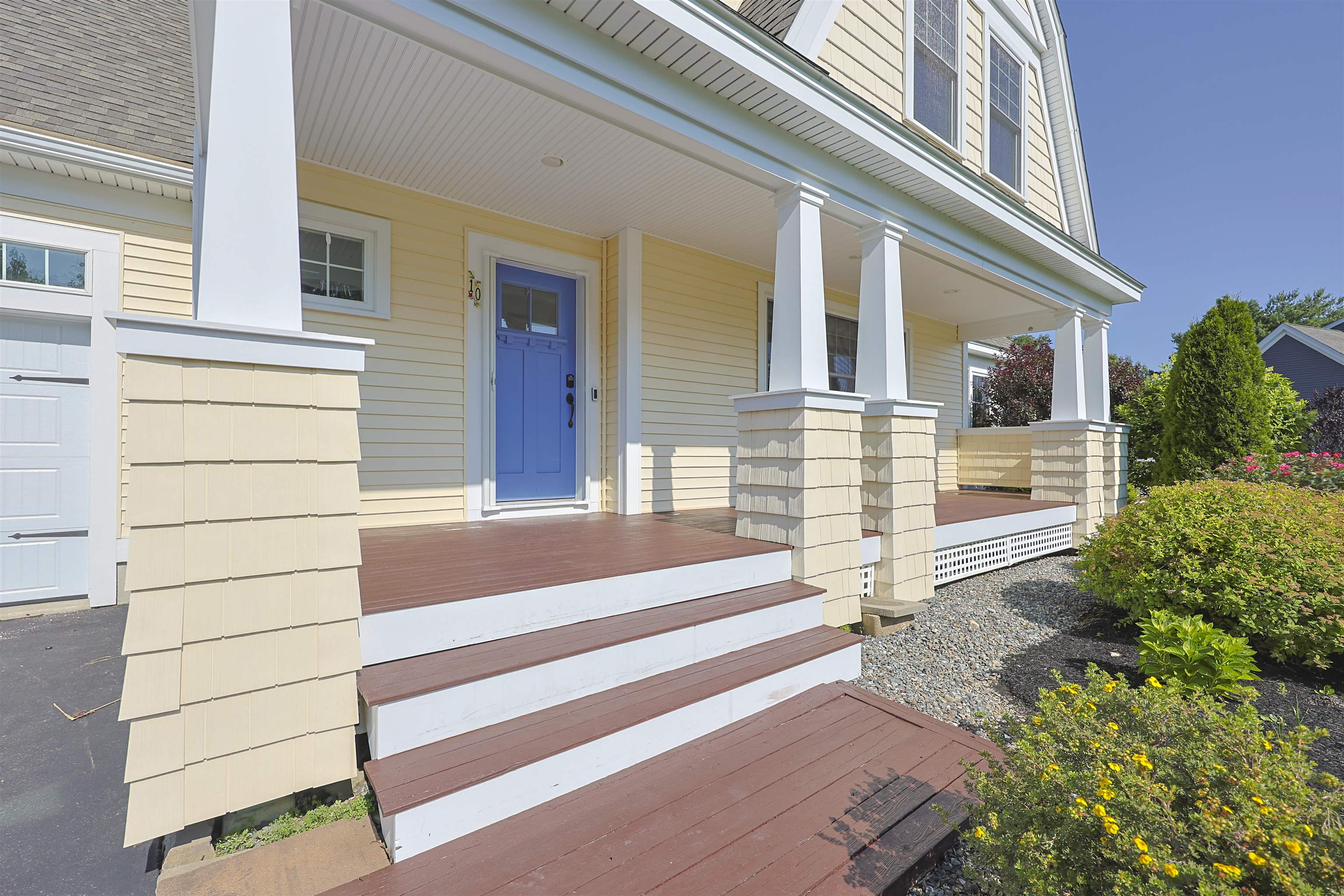 10 Hilliard Drive Property Photo 8