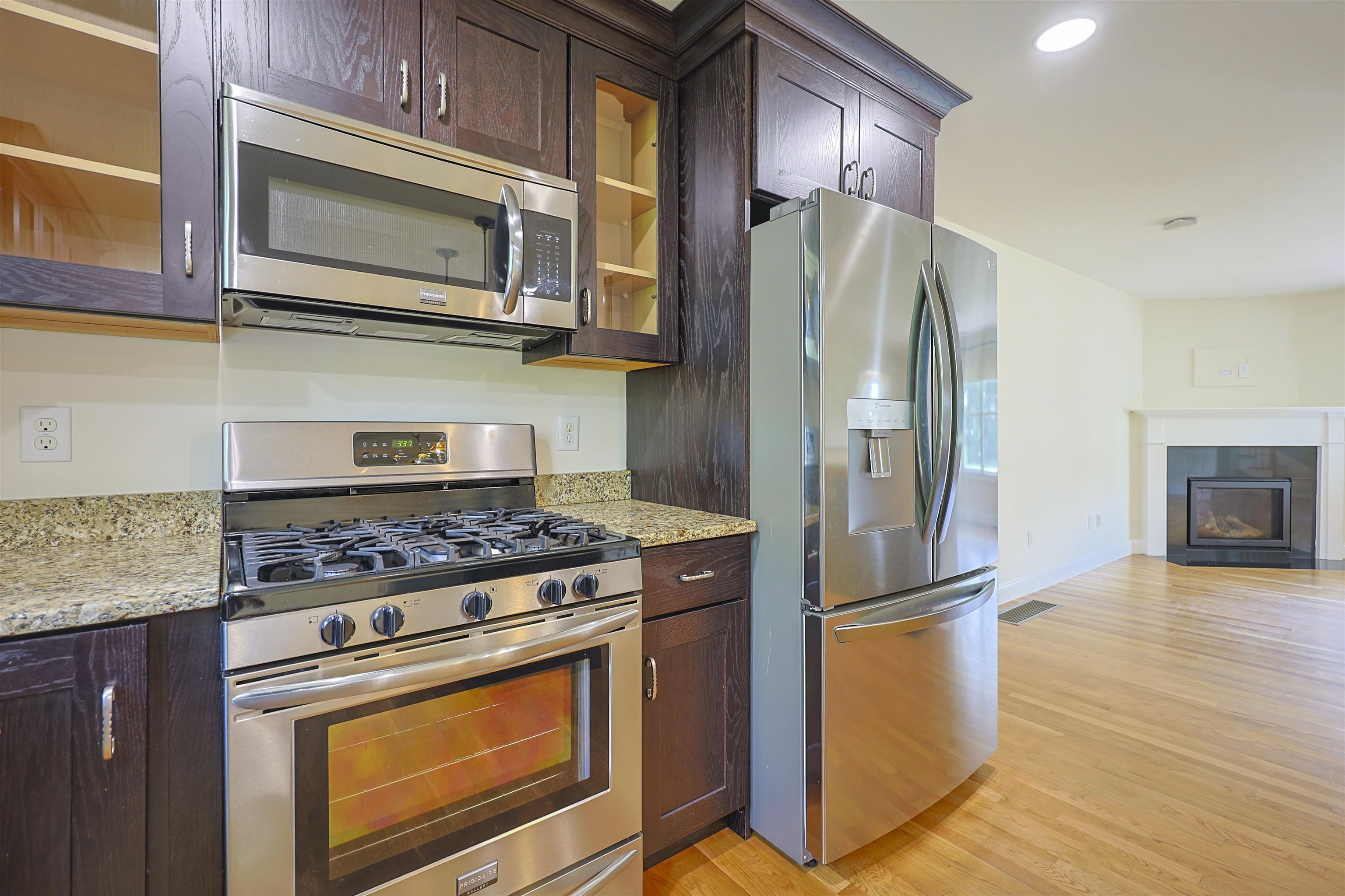10 Hilliard Drive Property Photo 17