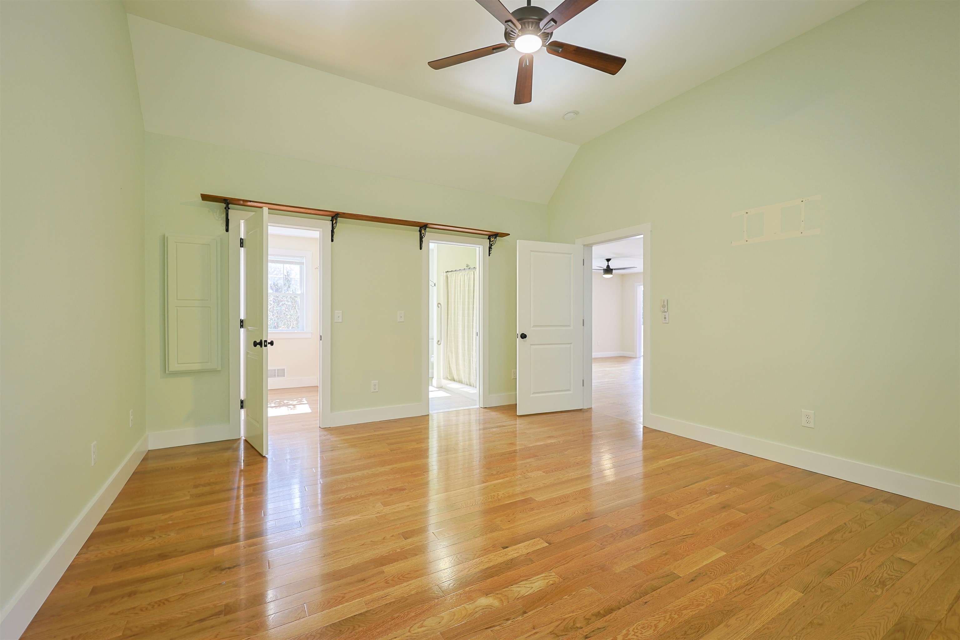 10 Hilliard Drive Property Photo 32