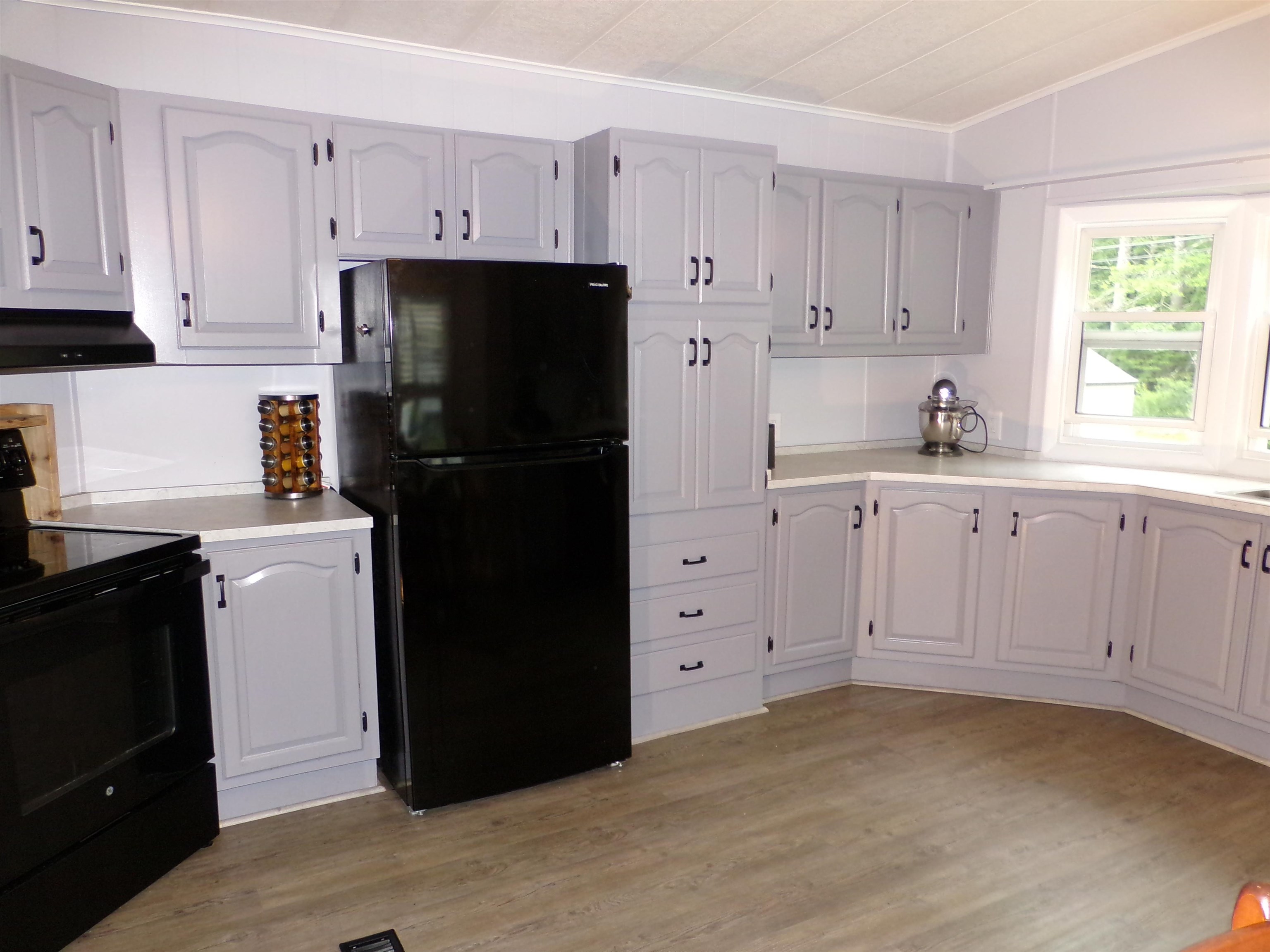 303 Old Lake Shore Road Property Photo 5