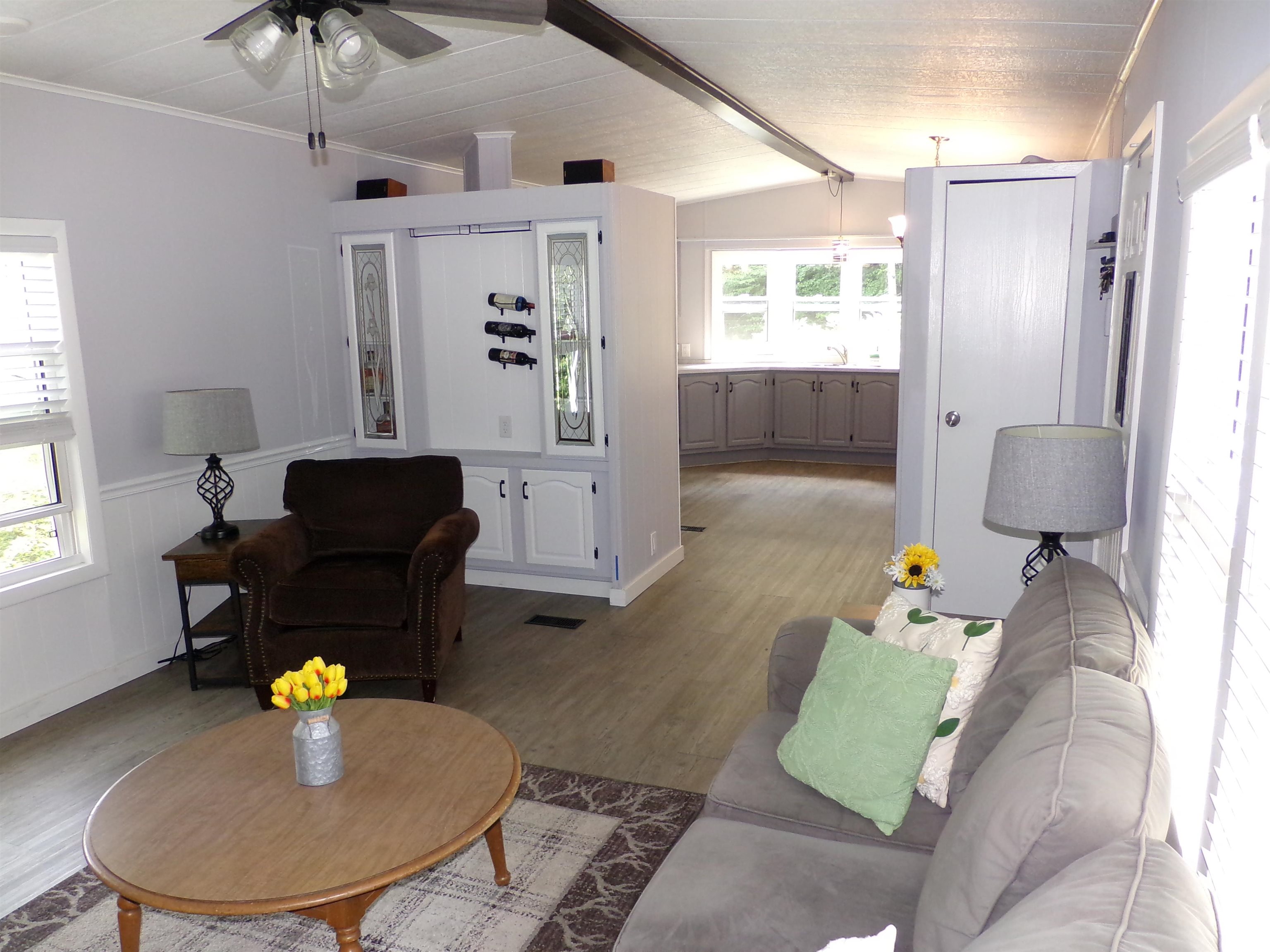 303 Old Lake Shore Road Property Photo 12