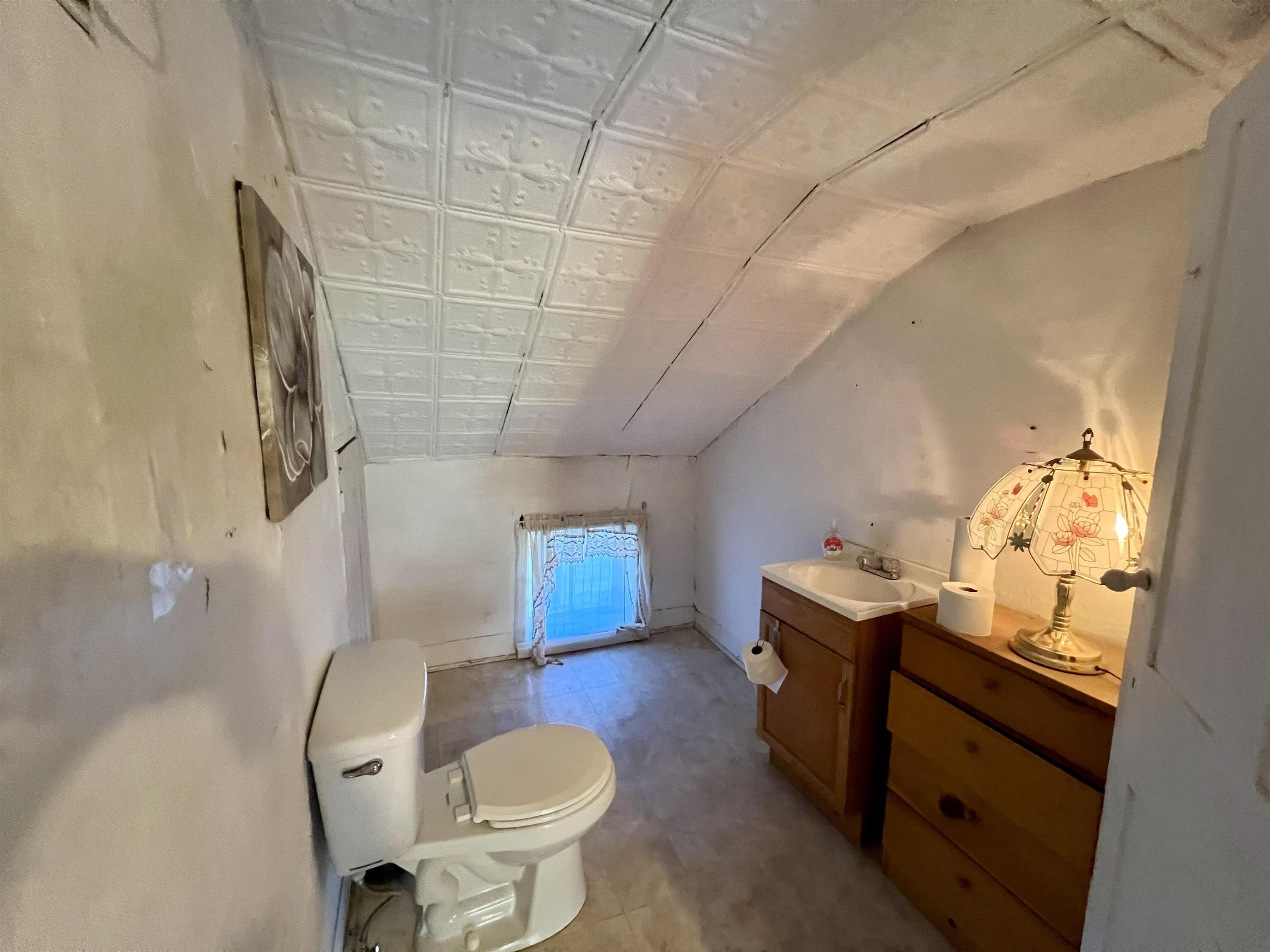 6 Church Street Property Photo 16