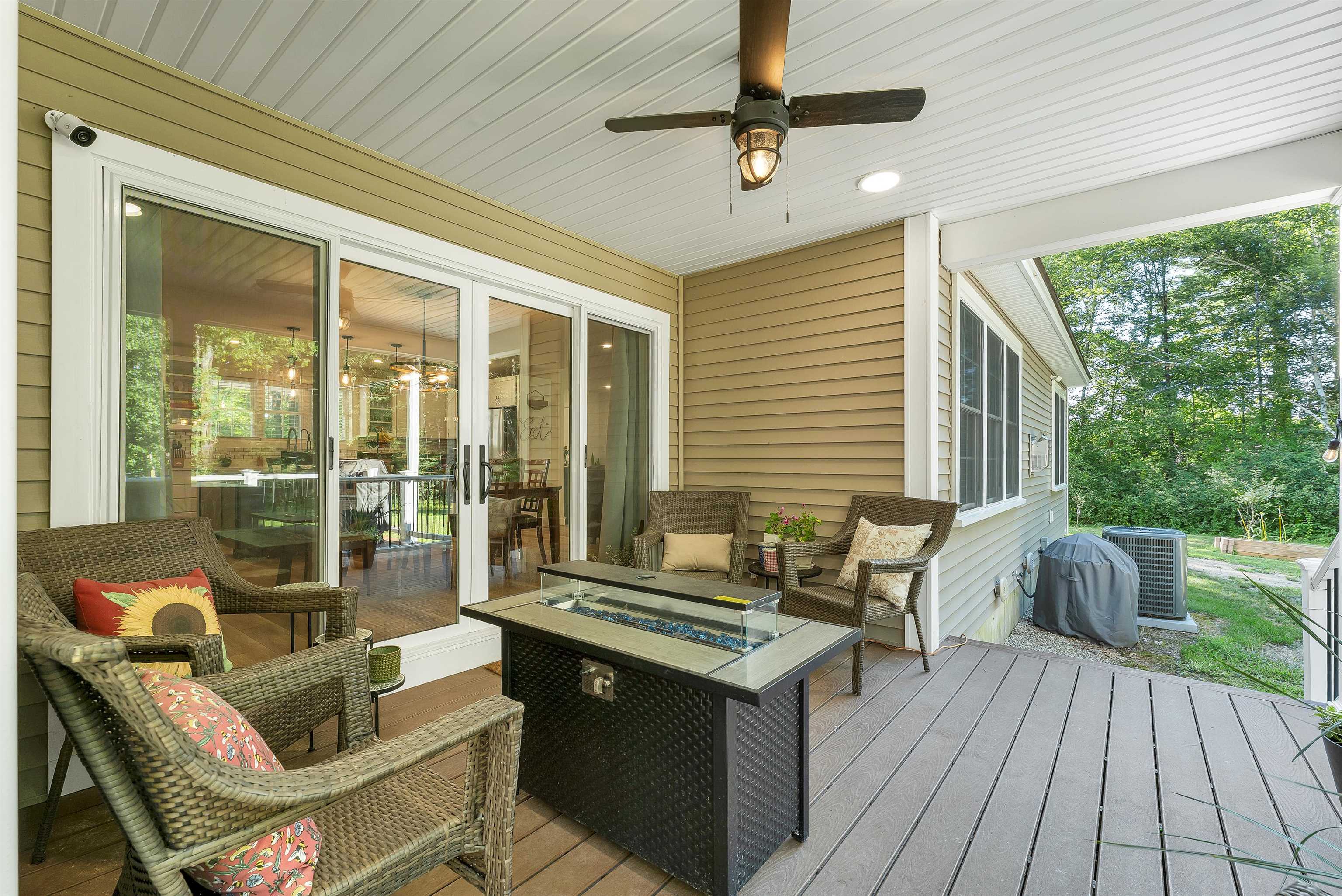 16 Regency Court Property Photo 16