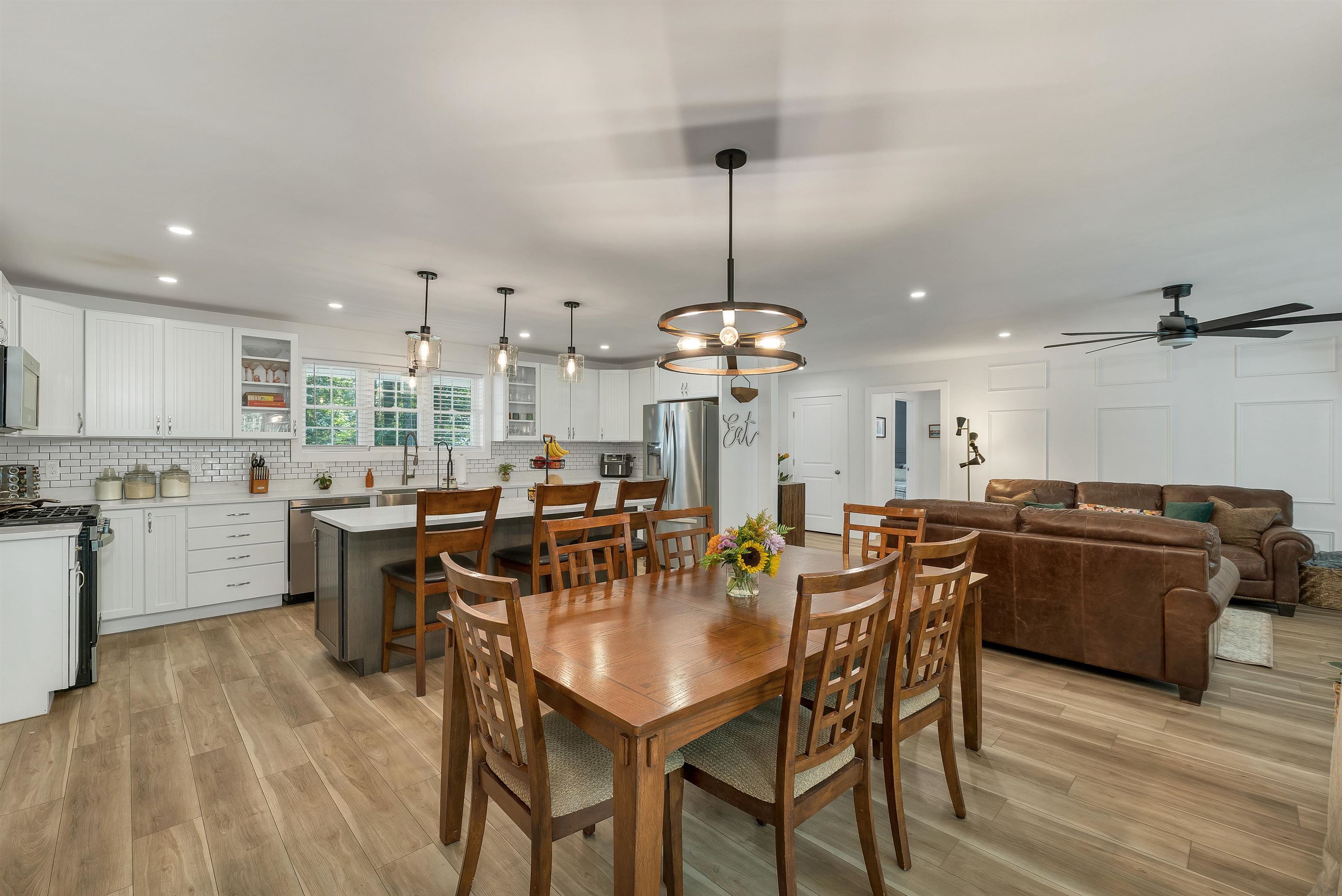 16 Regency Court Property Photo 19