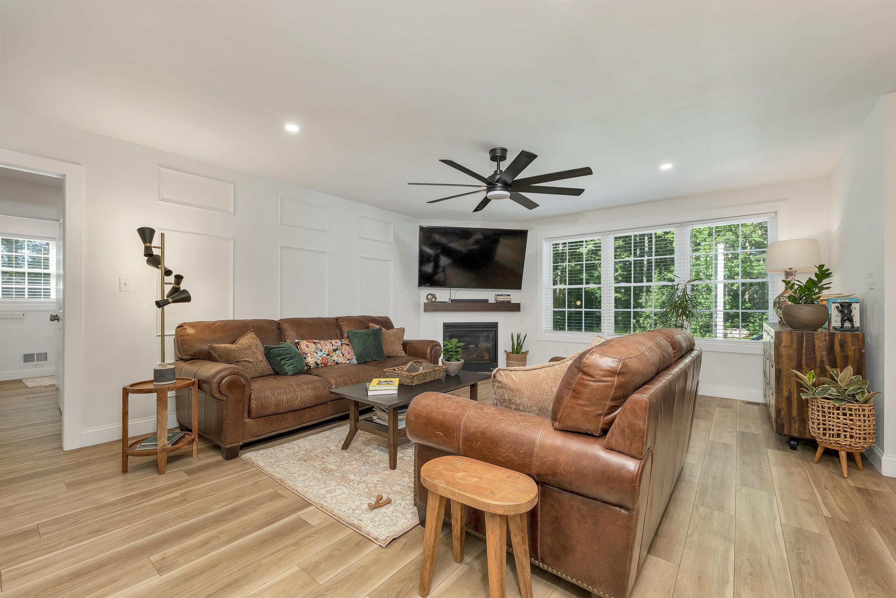 16 Regency Court Property Photo 20