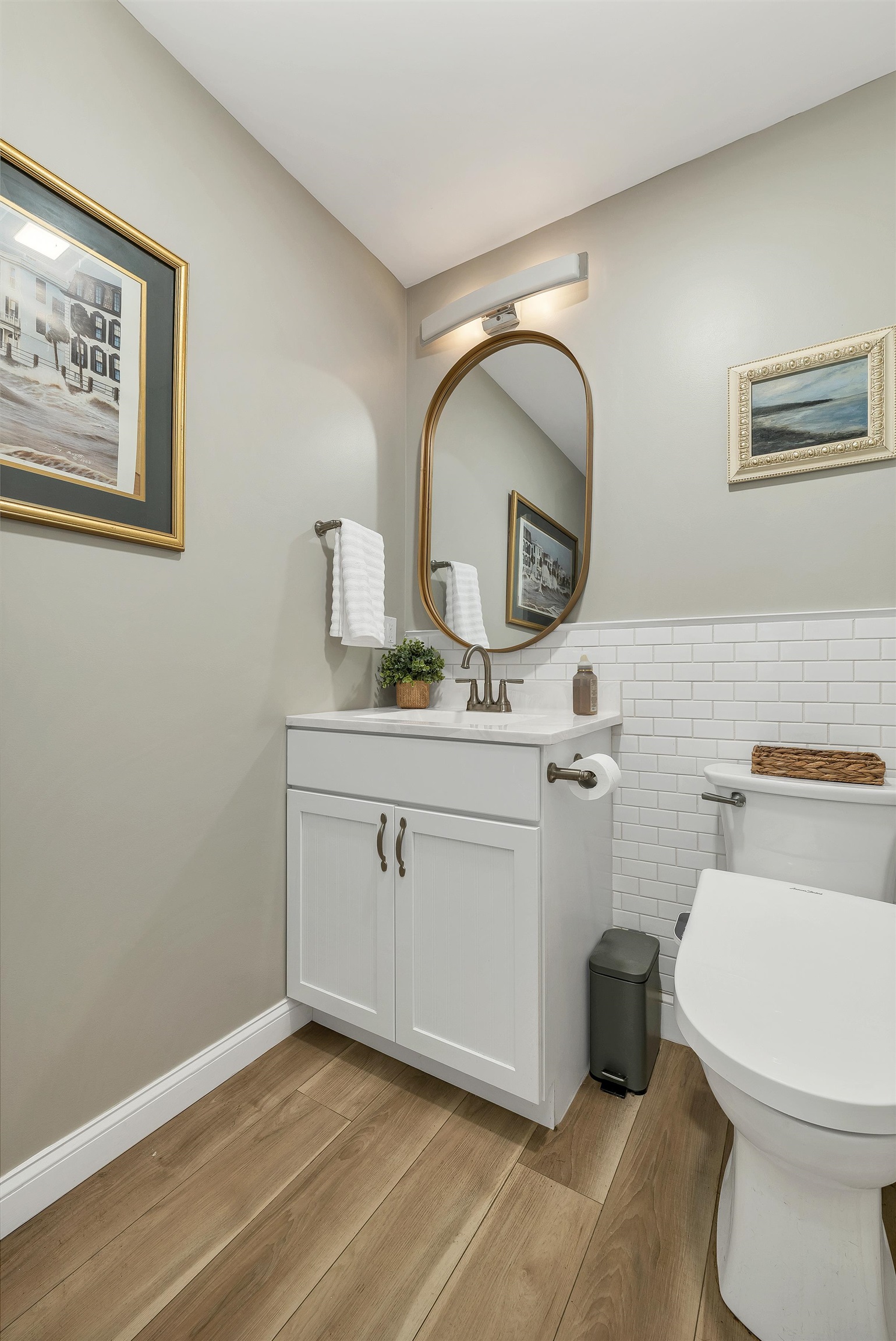 16 Regency Court Property Photo 28