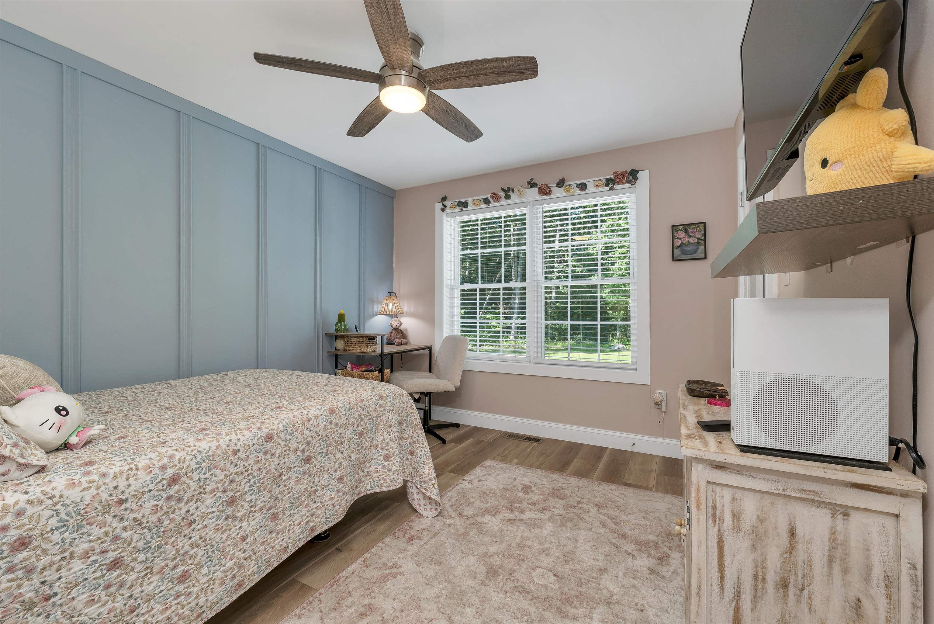 16 Regency Court Property Photo 35