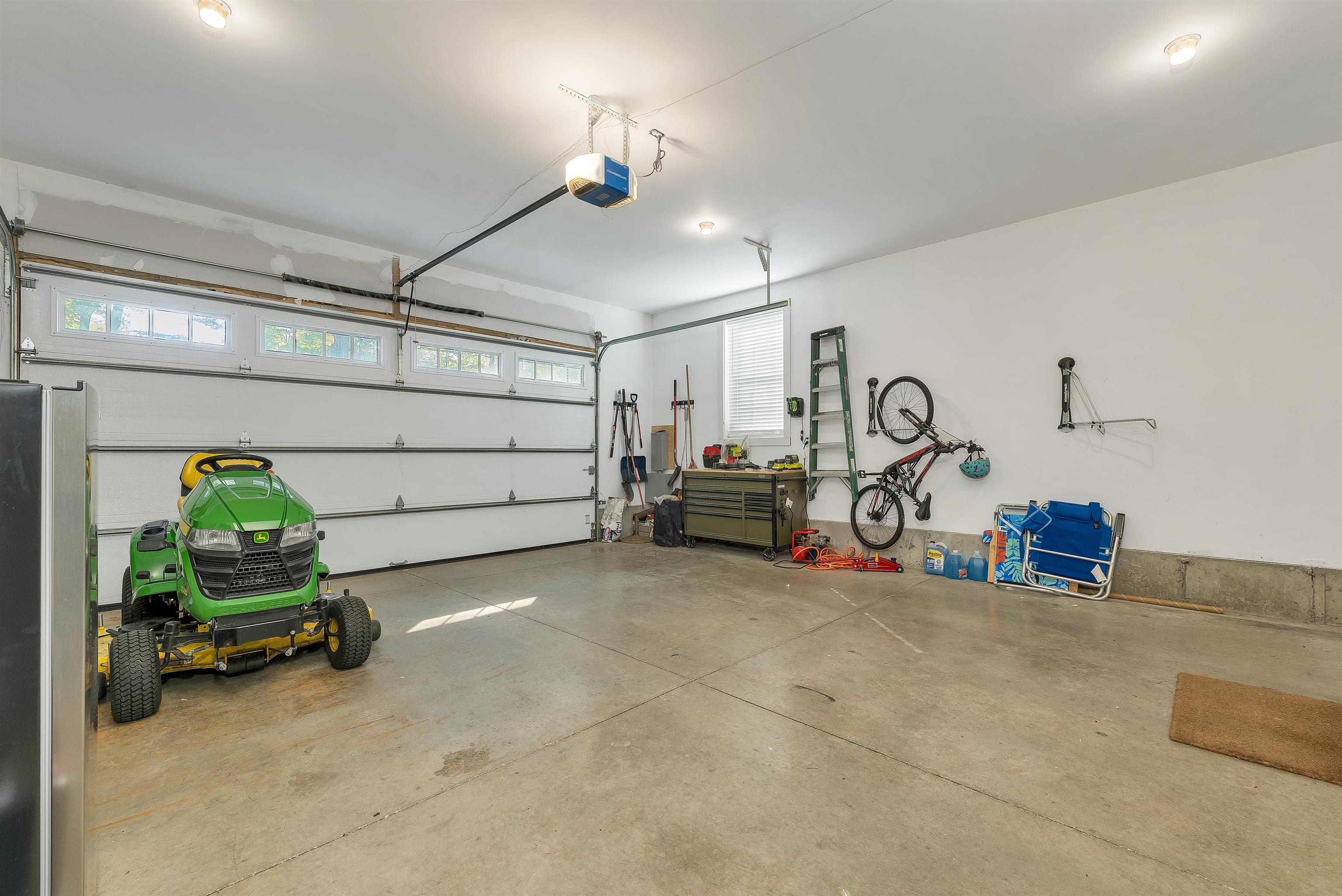 16 Regency Court Property Photo 51