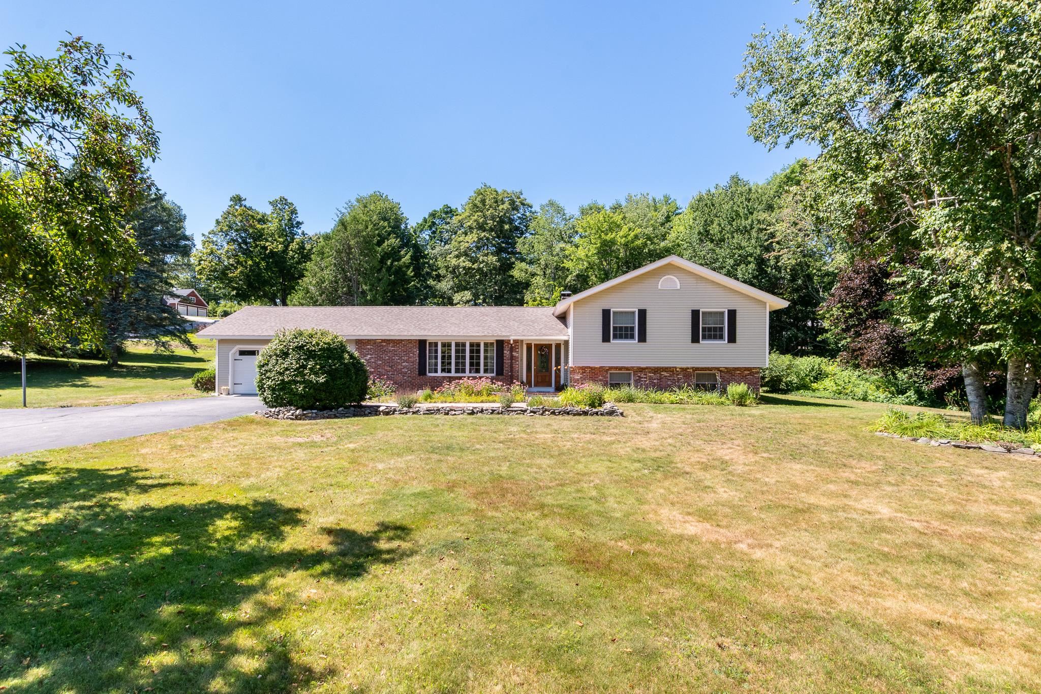 4 Fairway Heights Road Property Photo 1