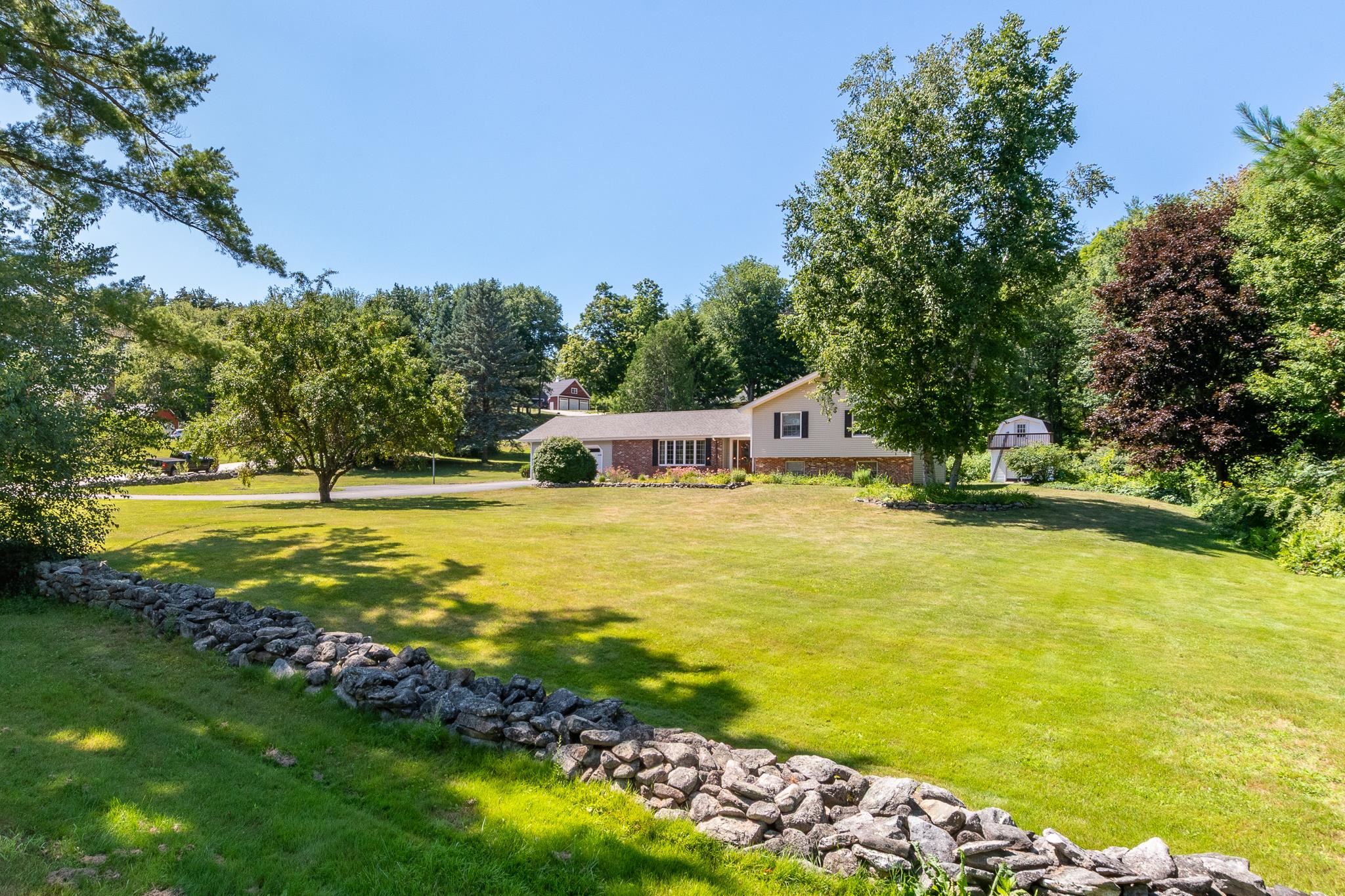 4 Fairway Heights Road Property Photo 2